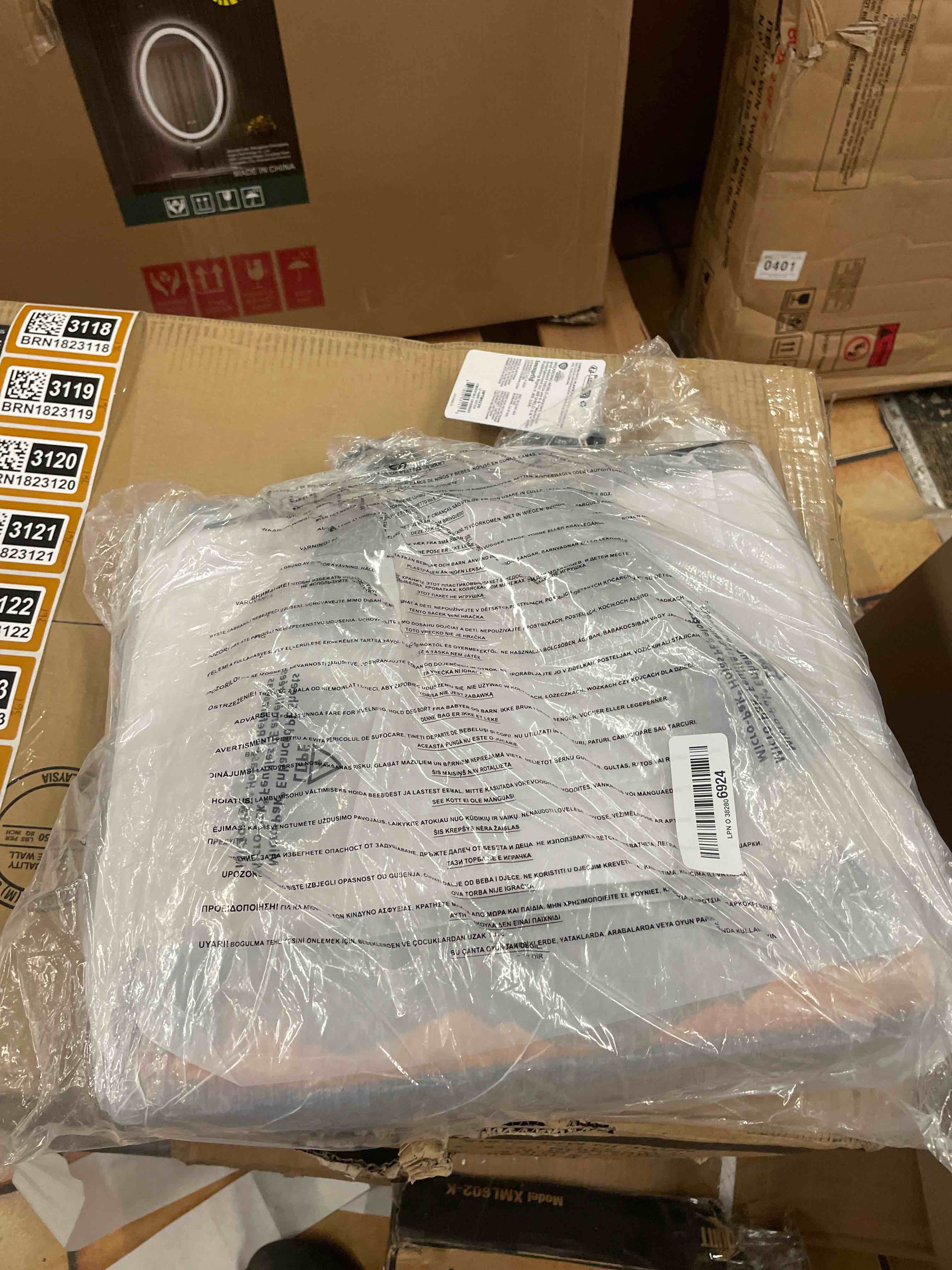 https://s3.amazonaws.com/lotting-images-prod/phillipi/BRN1823125_1757306334512.jpeg