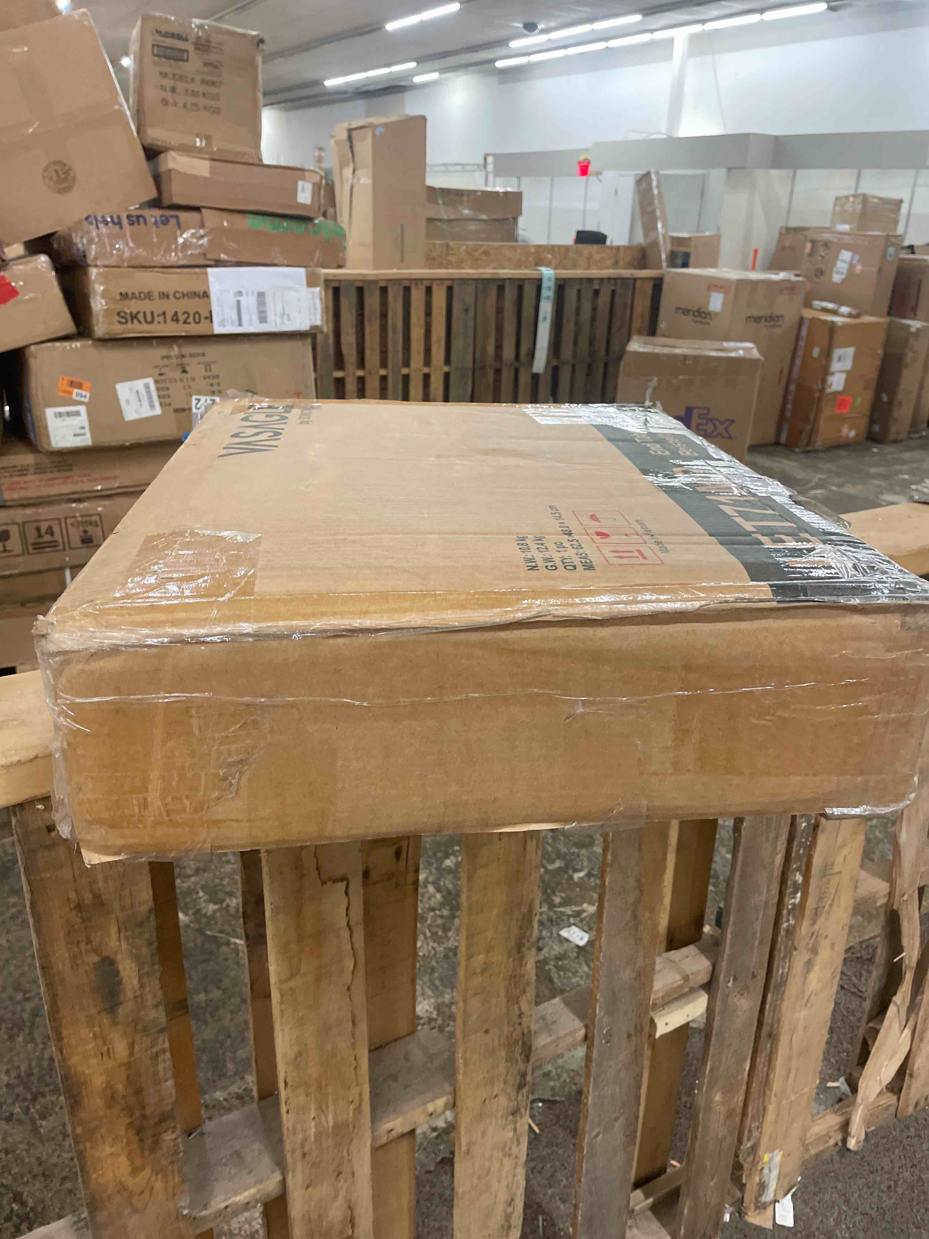 https://s3.amazonaws.com/lotting-images-prod/phillipi/BRN1823209_1757429513024.jpeg