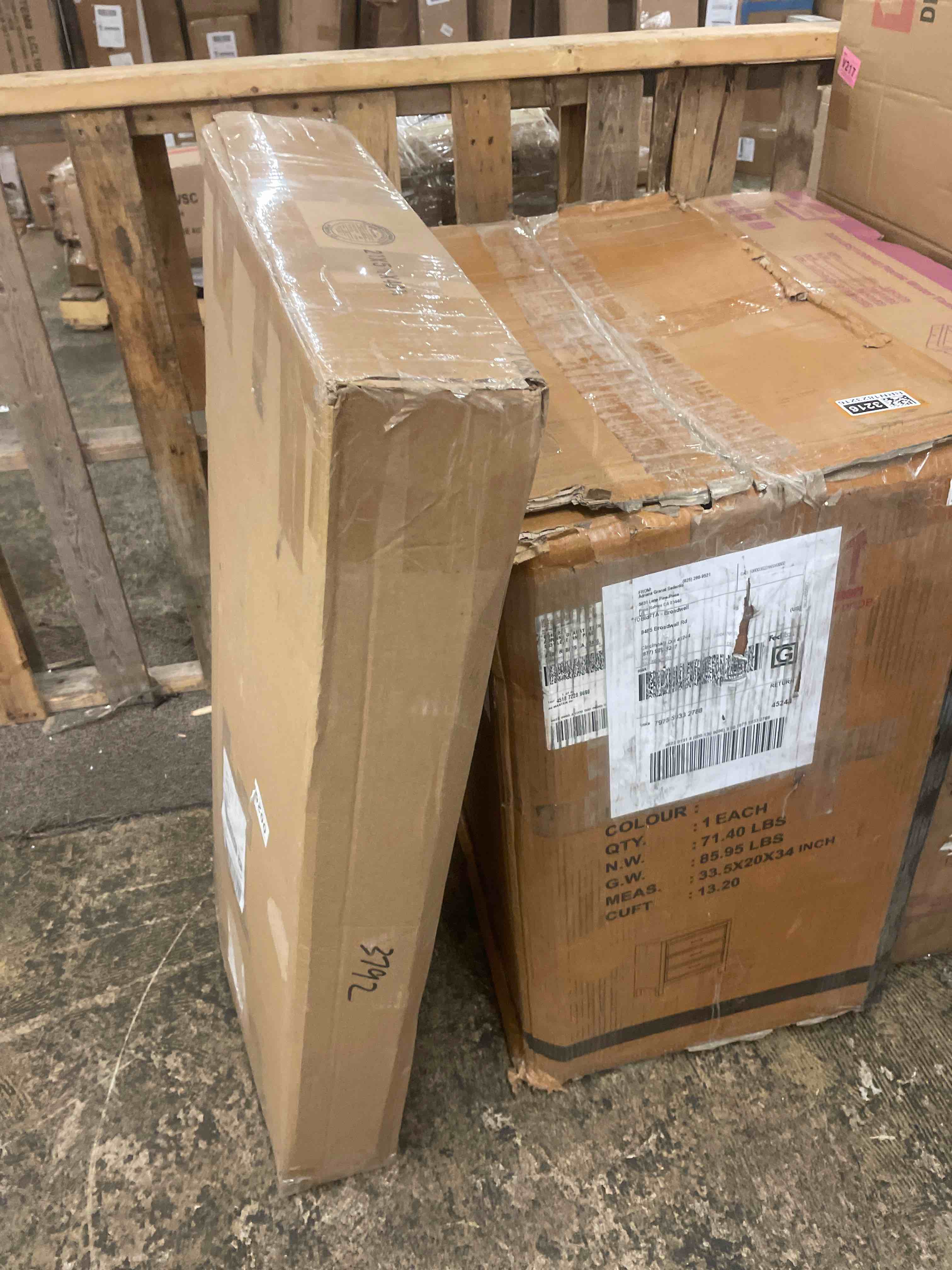https://s3.amazonaws.com/lotting-images-prod/phillipi/BRN1823217_1757436894360.jpeg