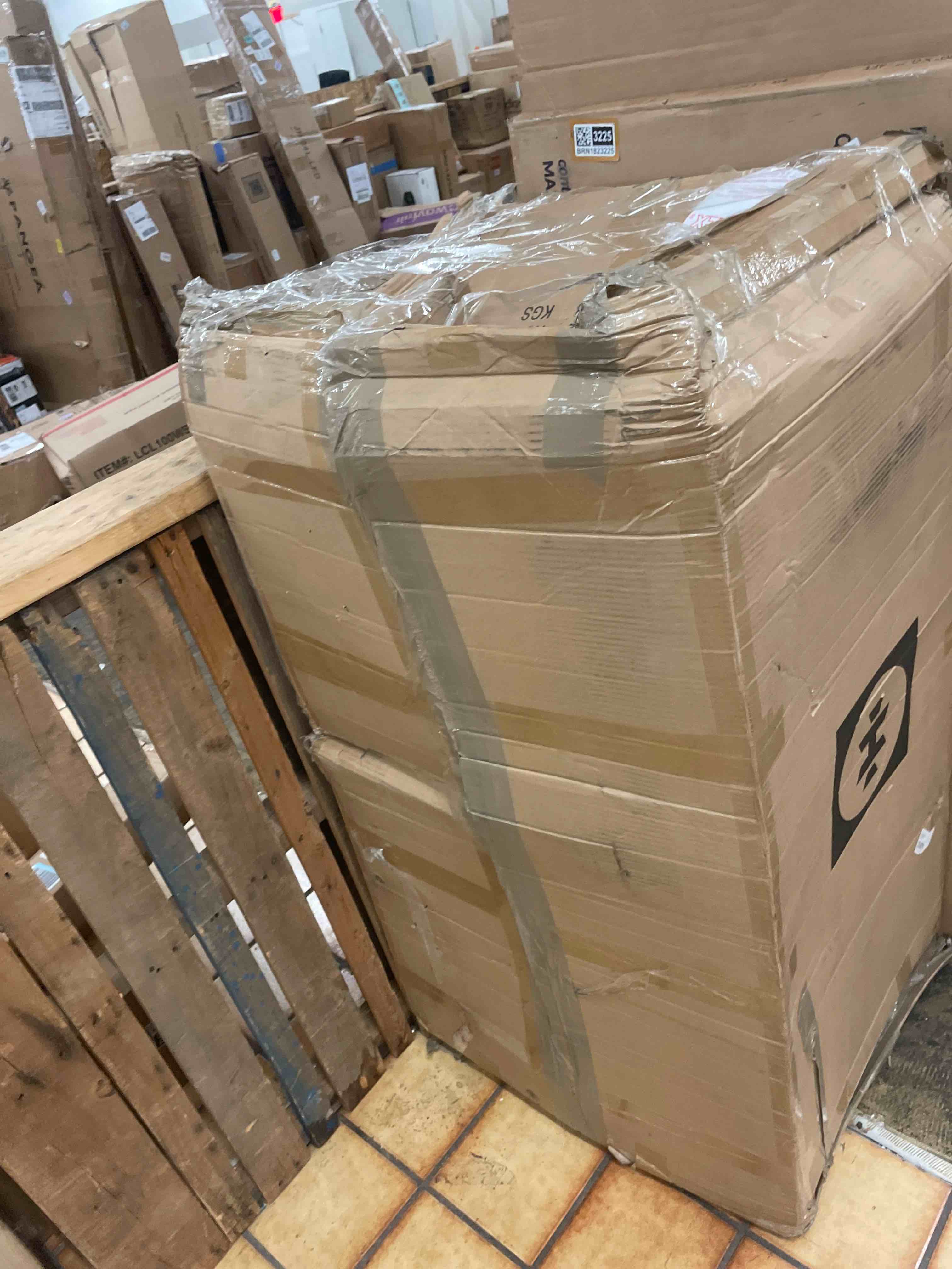 https://s3.amazonaws.com/lotting-images-prod/phillipi/BRN1823226_1757442066601.jpeg