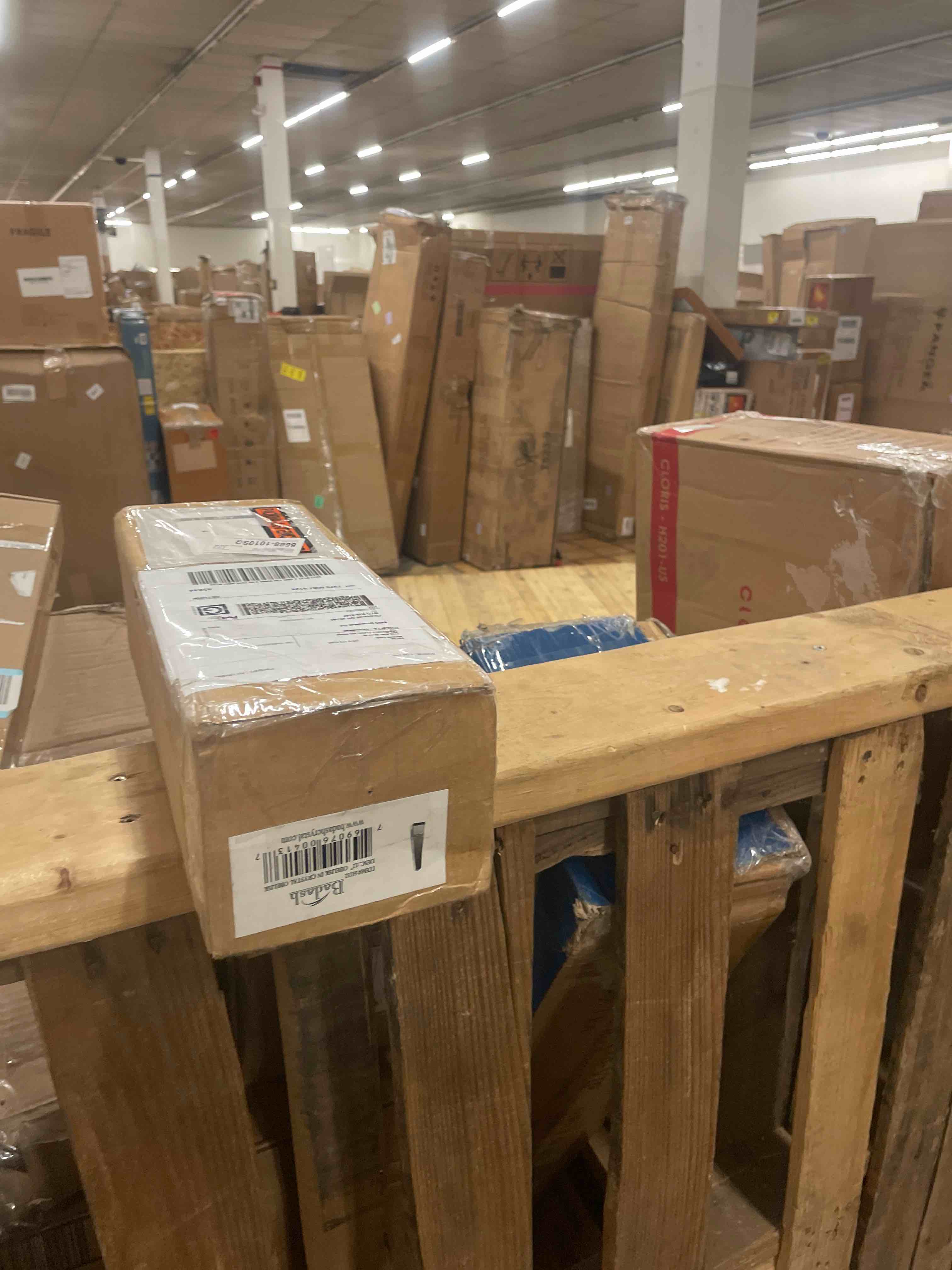 https://s3.amazonaws.com/lotting-images-prod/phillipi/BRN1823249_1757451444198.jpeg