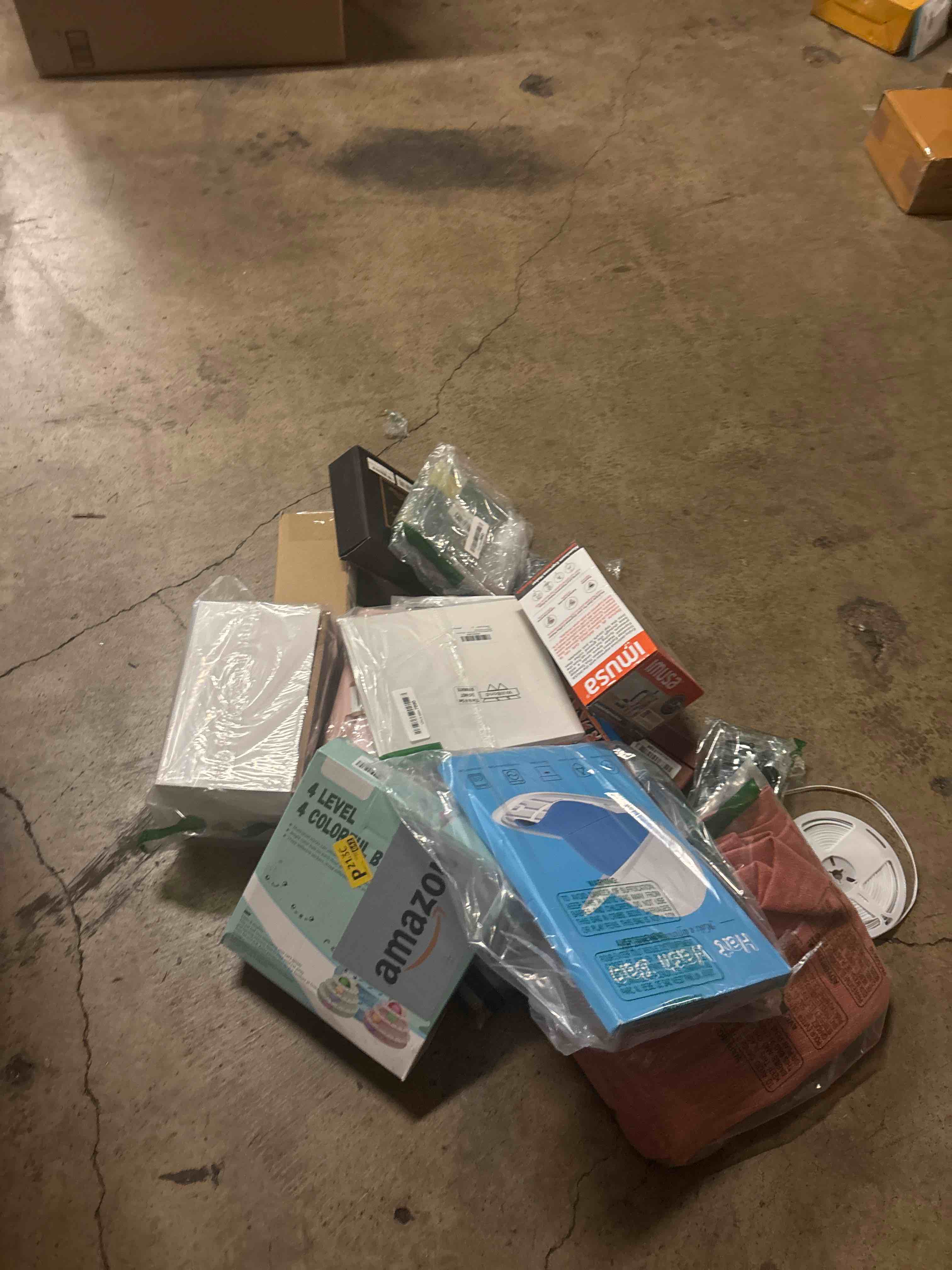 https://s3.amazonaws.com/lotting-images-prod/phillipi/BRN1823291_1757830005564.jpeg