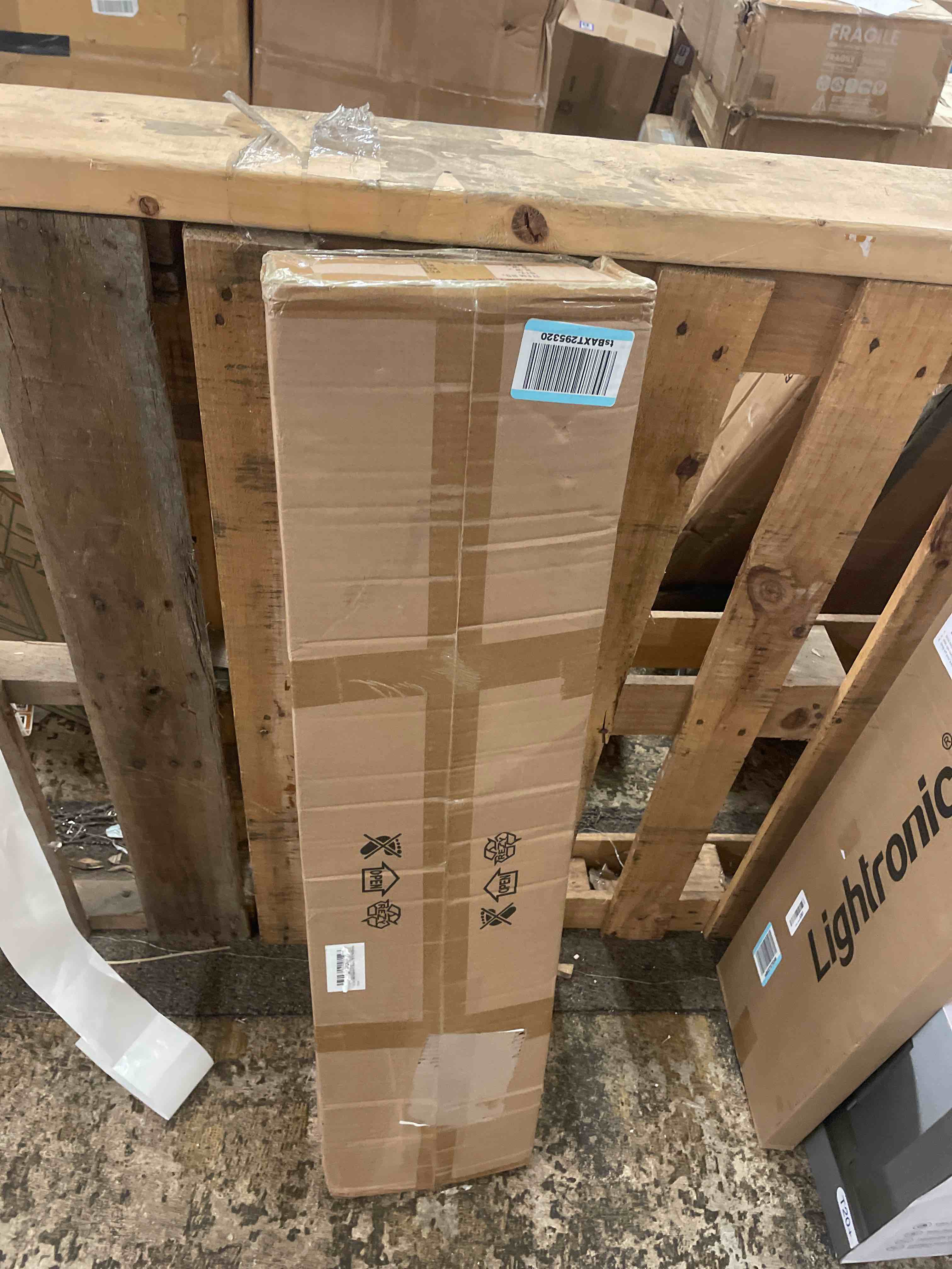 https://s3.amazonaws.com/lotting-images-prod/phillipi/BRN1823347_1757511783287.jpeg