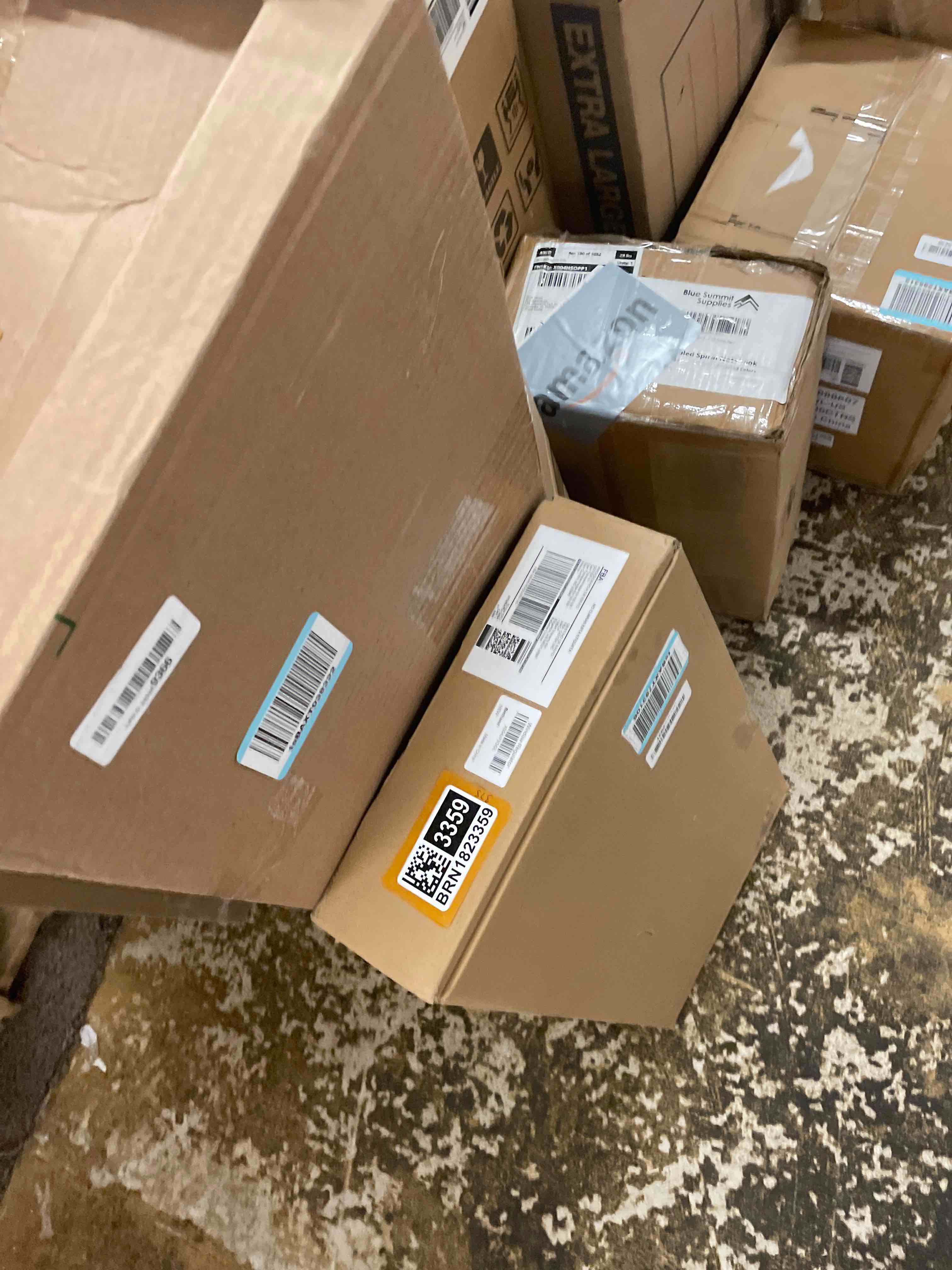 https://s3.amazonaws.com/lotting-images-prod/phillipi/BRN1823359_1757510049106.jpeg