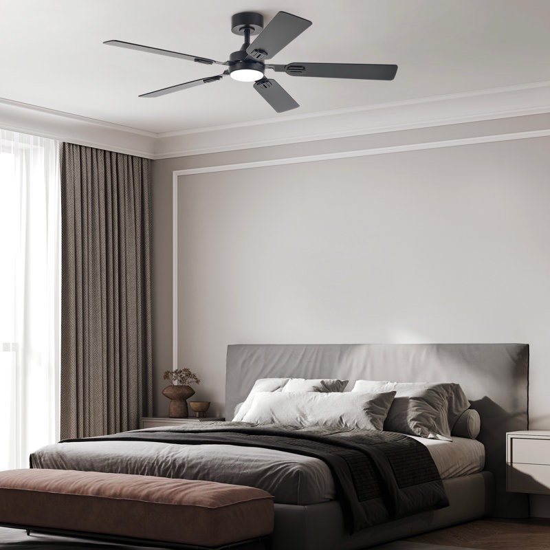 52" 5-blade ceiling fan with led light kit and remote control