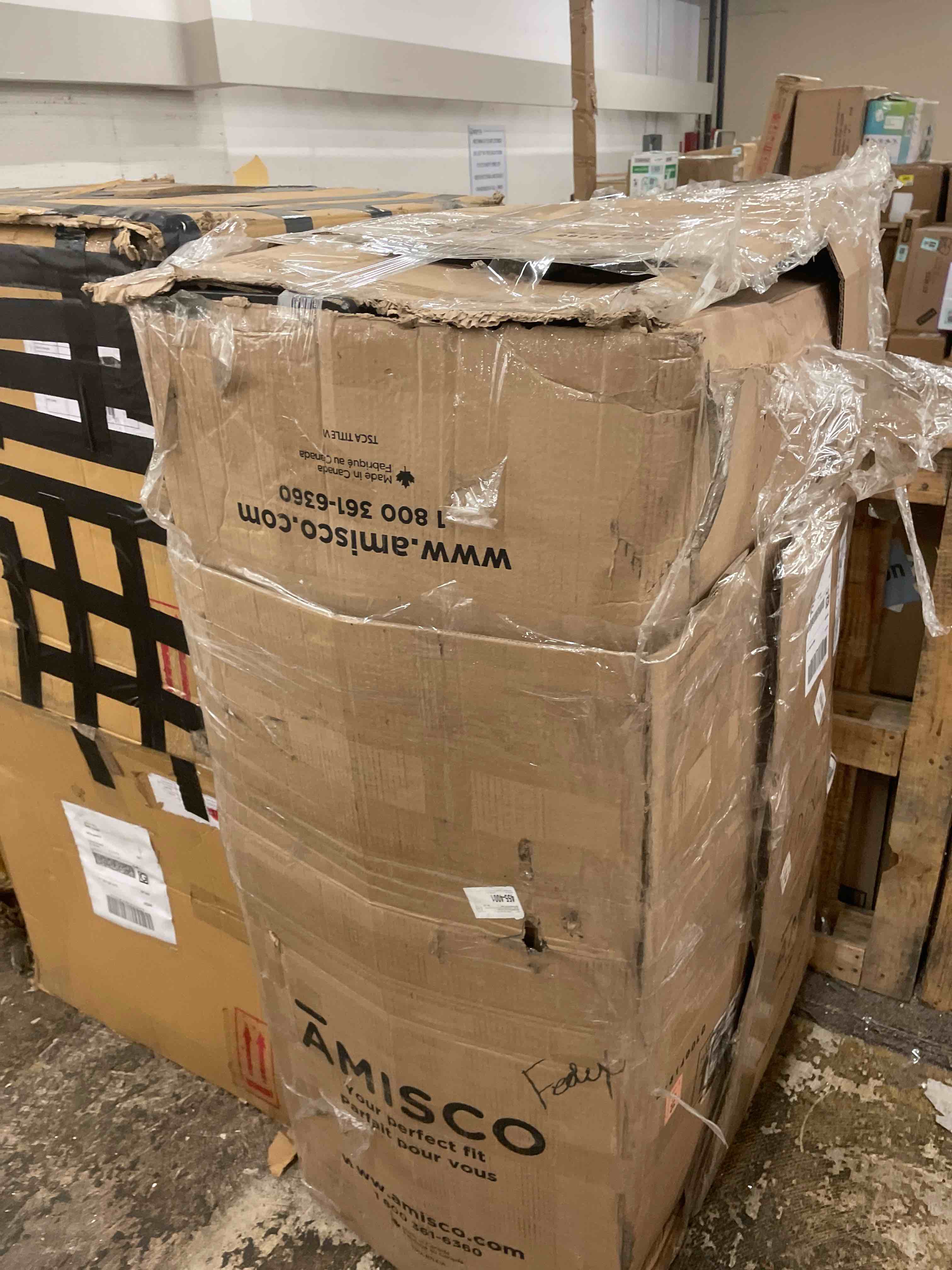 https://s3.amazonaws.com/lotting-images-prod/phillipi/BRN1823444_1757601457752.jpeg