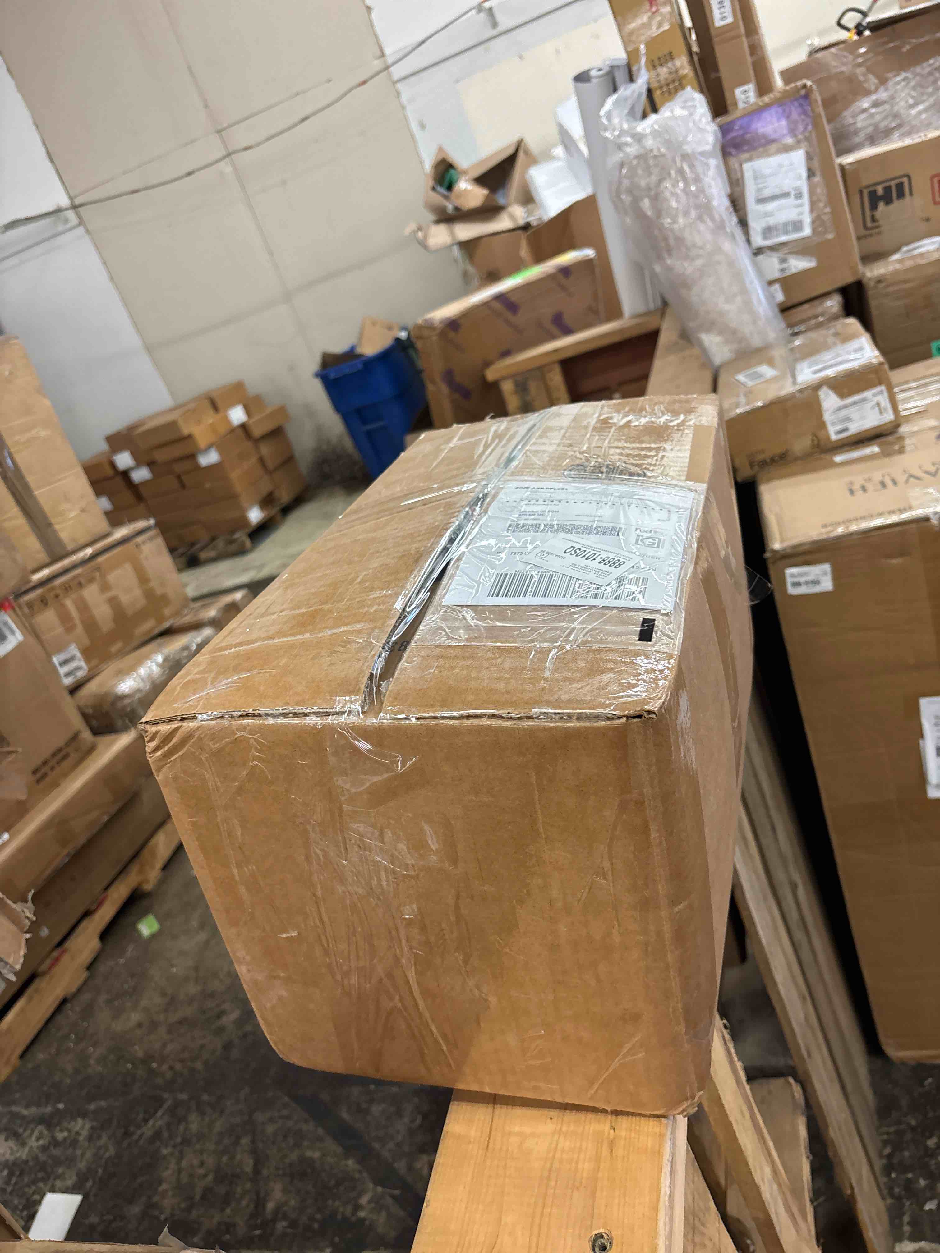 https://s3.amazonaws.com/lotting-images-prod/phillipi/BRN1823465_1757960136082.jpeg