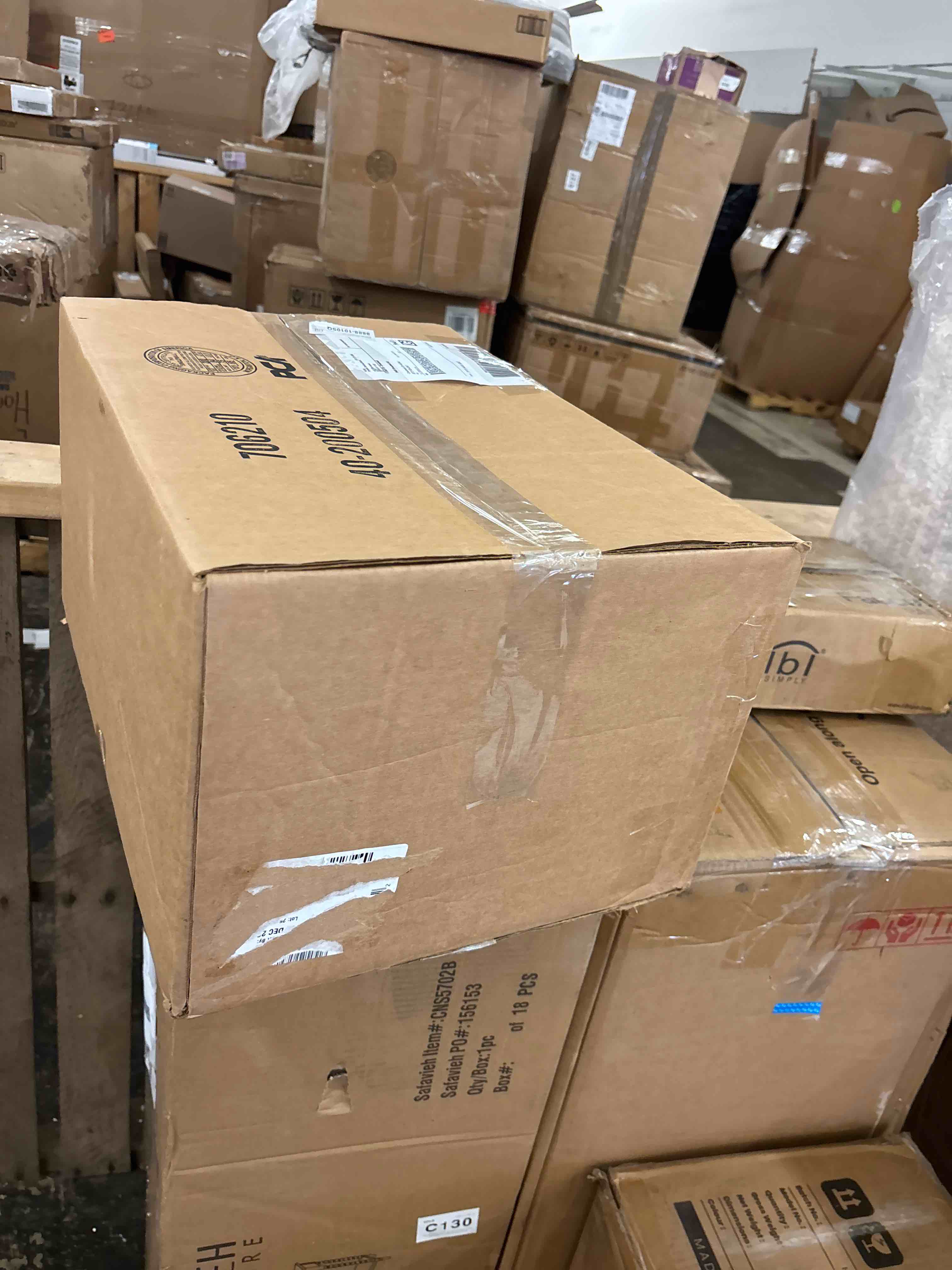https://s3.amazonaws.com/lotting-images-prod/phillipi/BRN1823466_1757960396120.jpeg