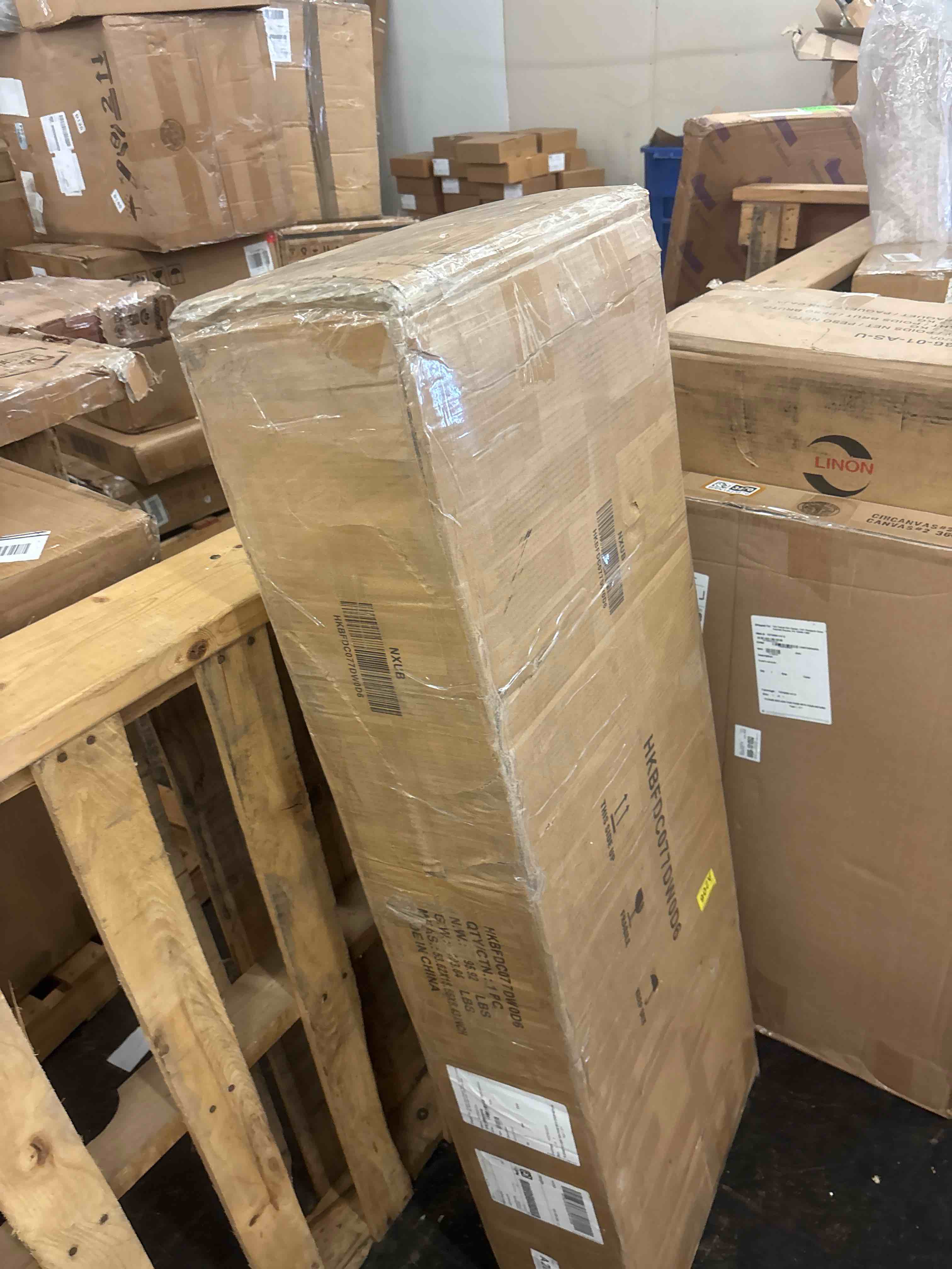 https://s3.amazonaws.com/lotting-images-prod/phillipi/BRN1823471_1757961101434.jpeg