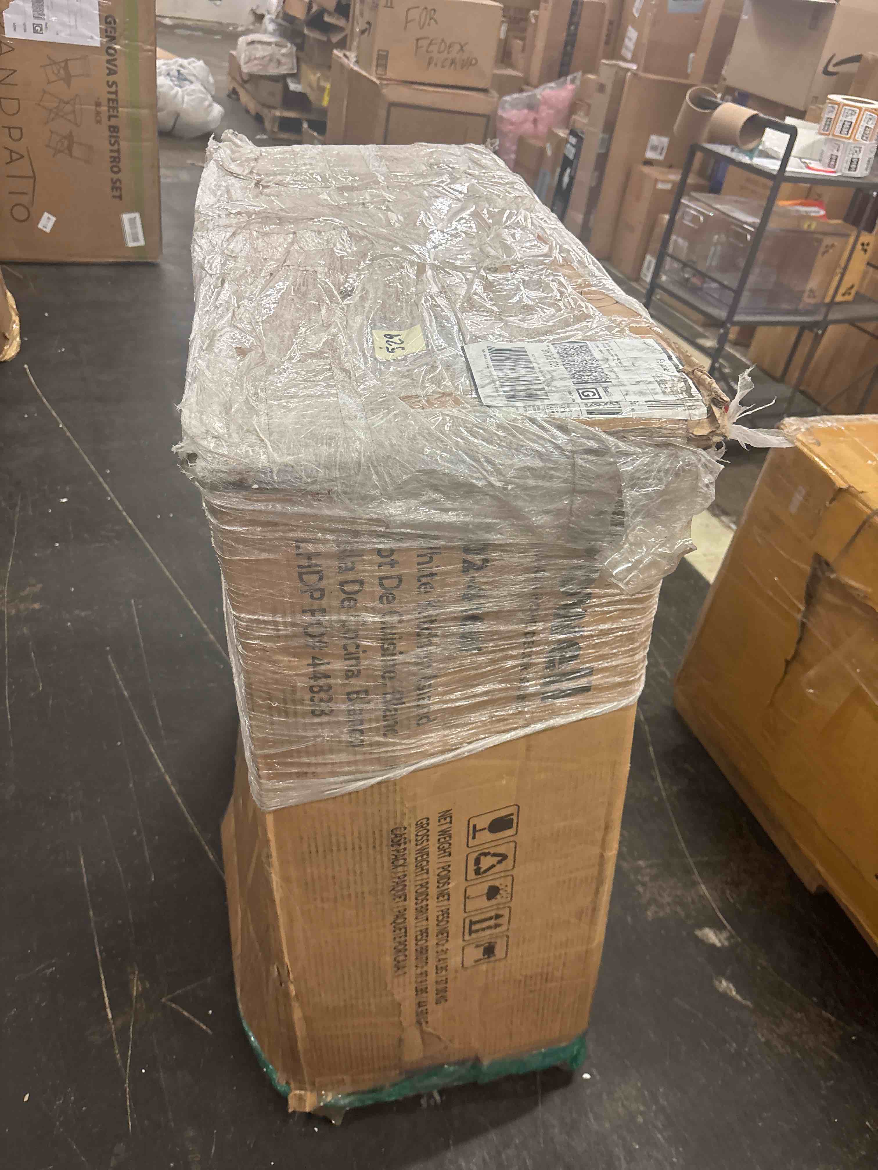 https://s3.amazonaws.com/lotting-images-prod/phillipi/BRN1823487_1758015077426.jpeg