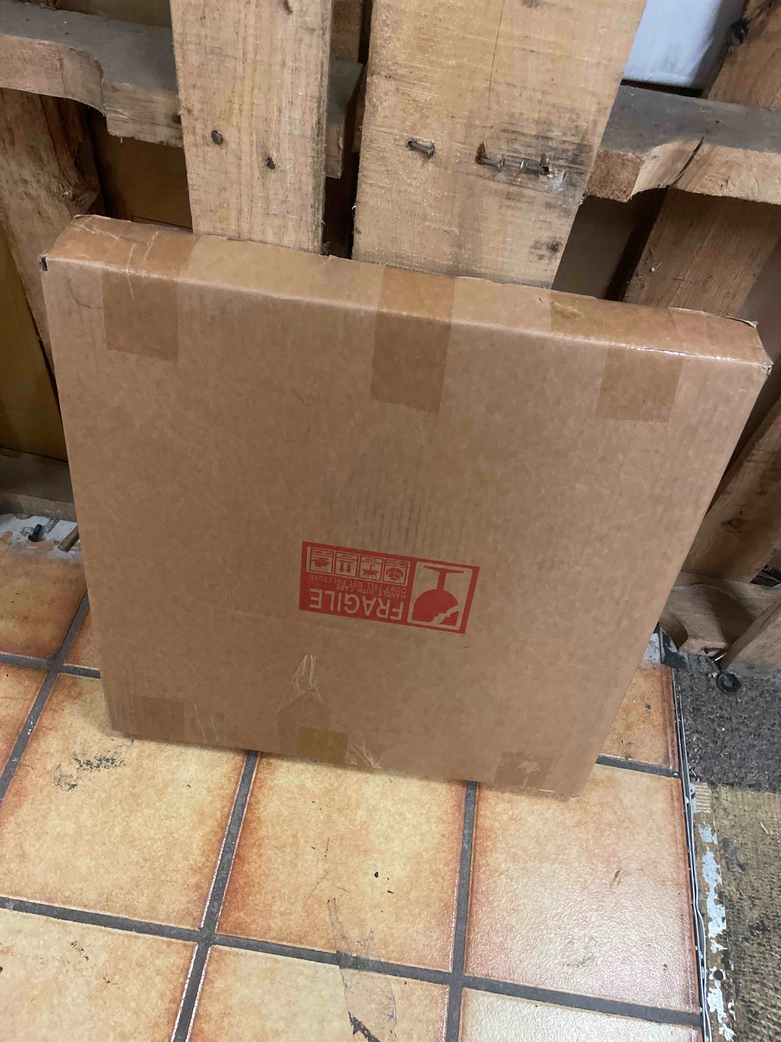https://s3.amazonaws.com/lotting-images-prod/phillipi/BRN1823615_1758232276646.jpeg