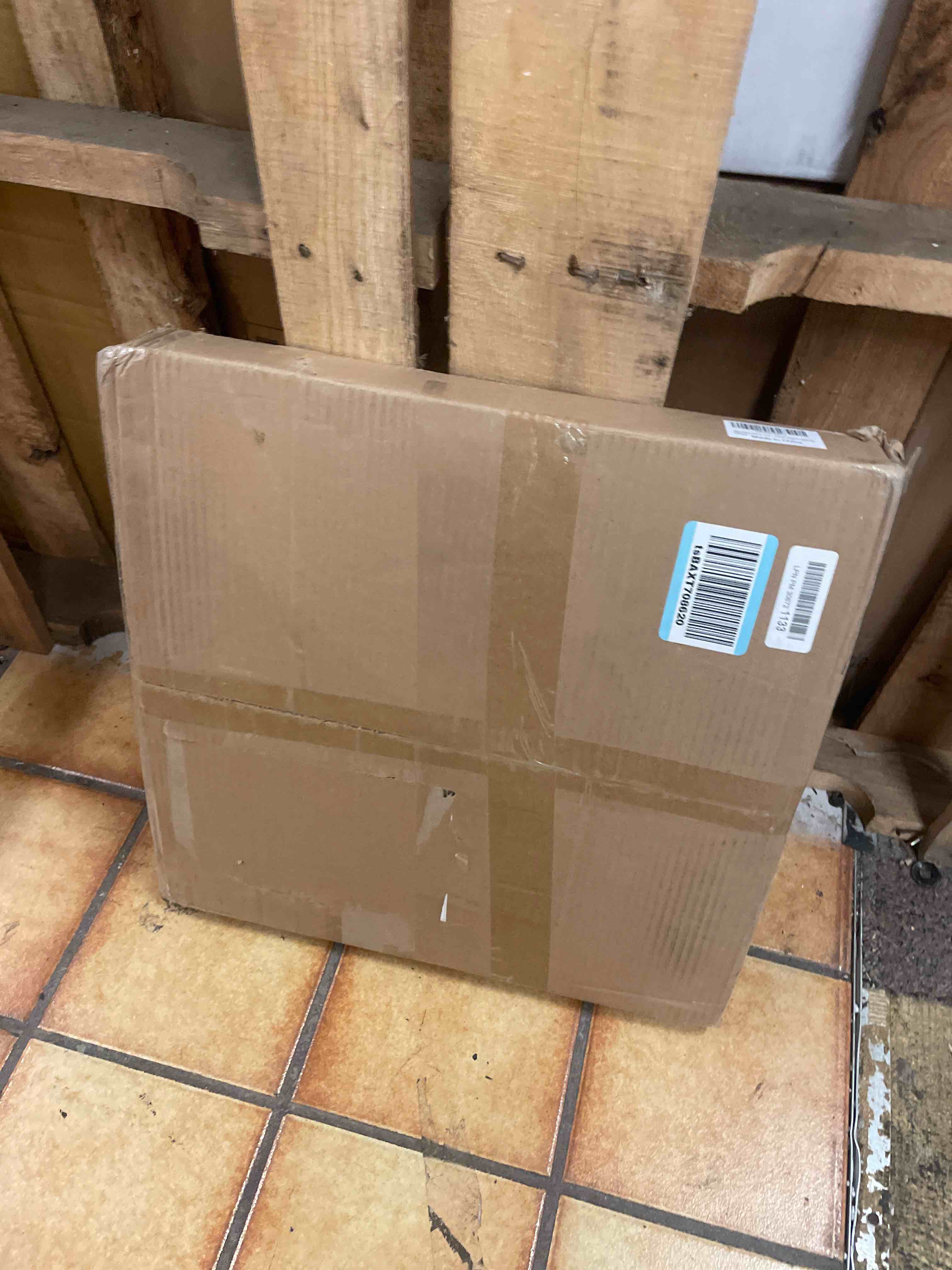 https://s3.amazonaws.com/lotting-images-prod/phillipi/BRN1823616_1758232224733.jpeg