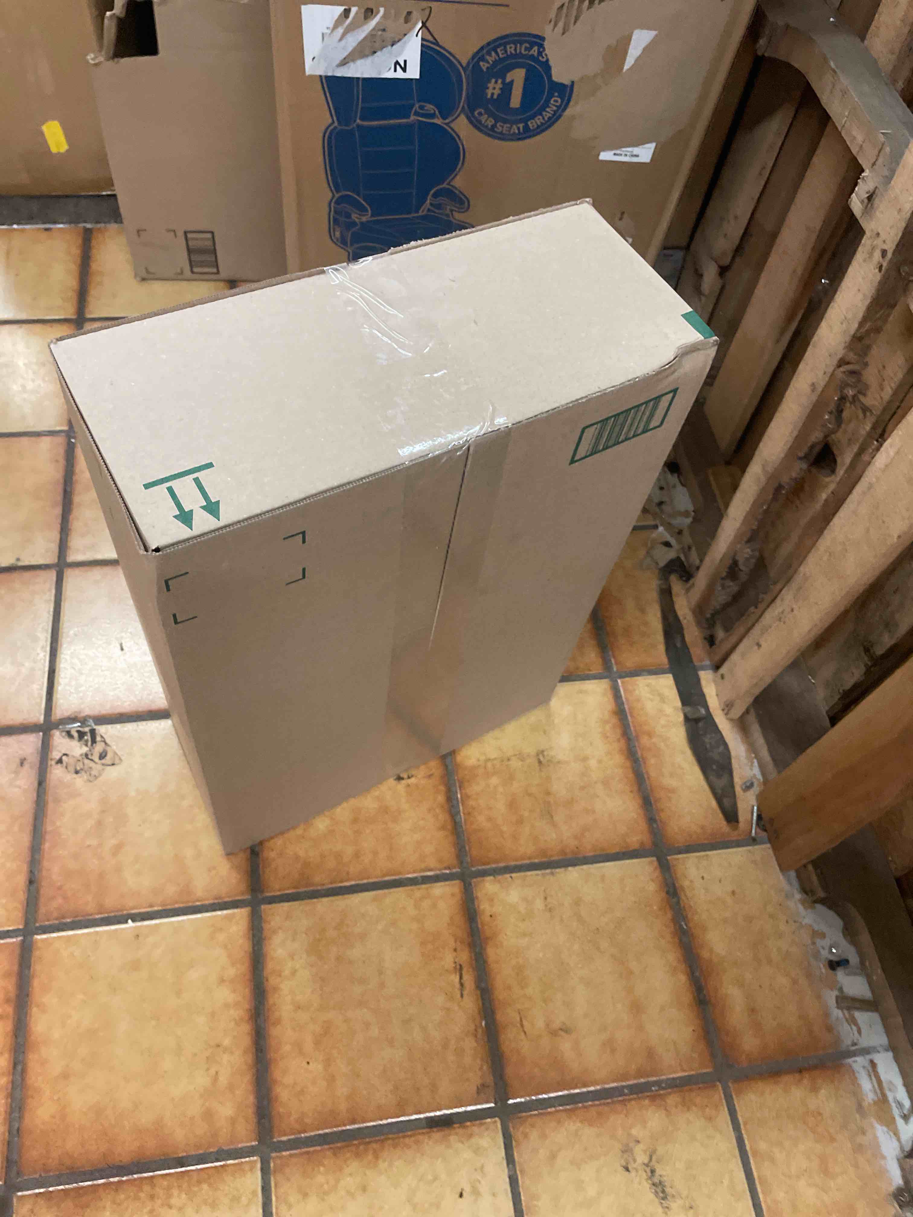 https://s3.amazonaws.com/lotting-images-prod/phillipi/BRN1823622_1758231853898.jpeg