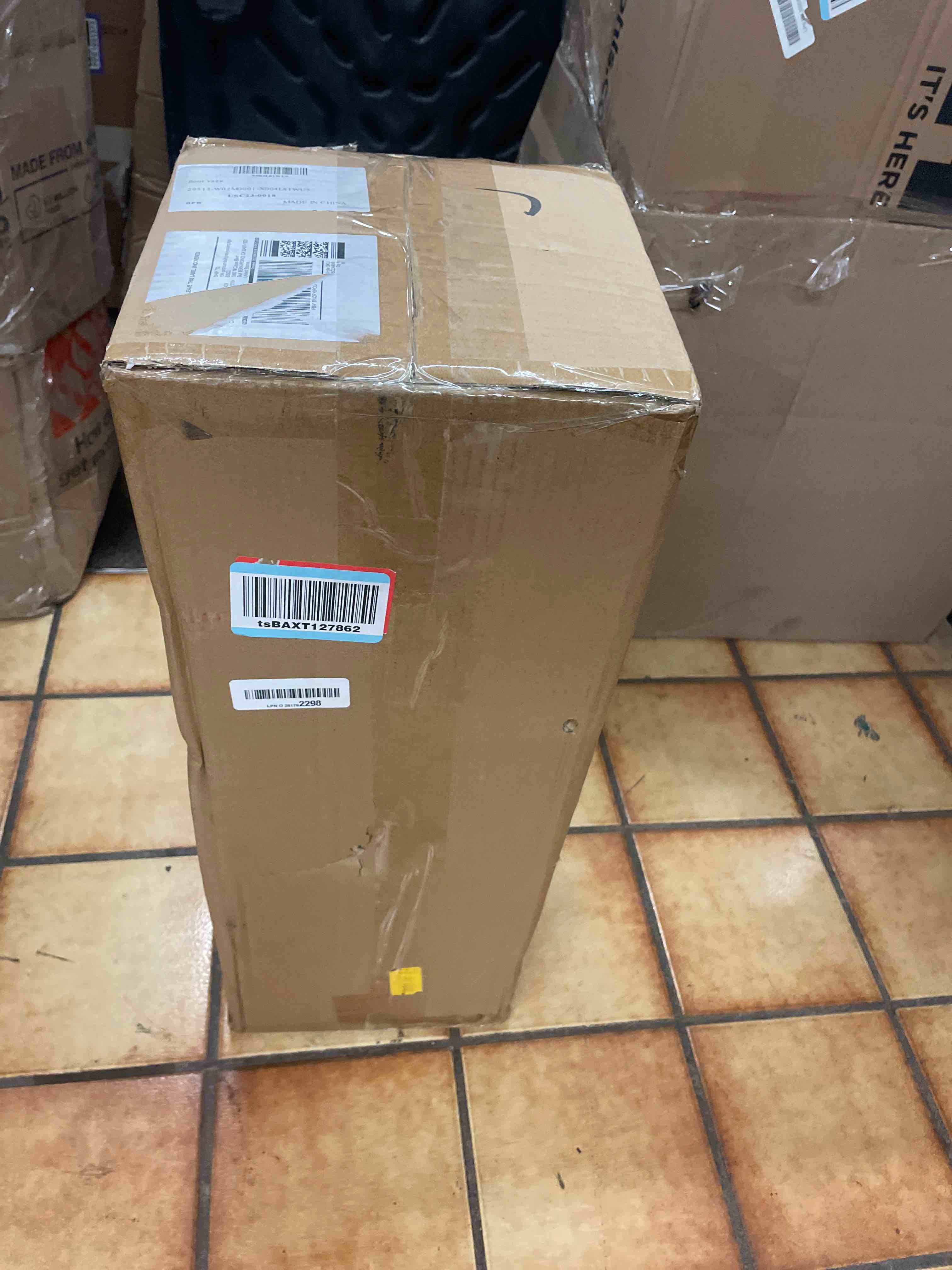https://s3.amazonaws.com/lotting-images-prod/phillipi/BRN1823625_1758231542725.jpeg
