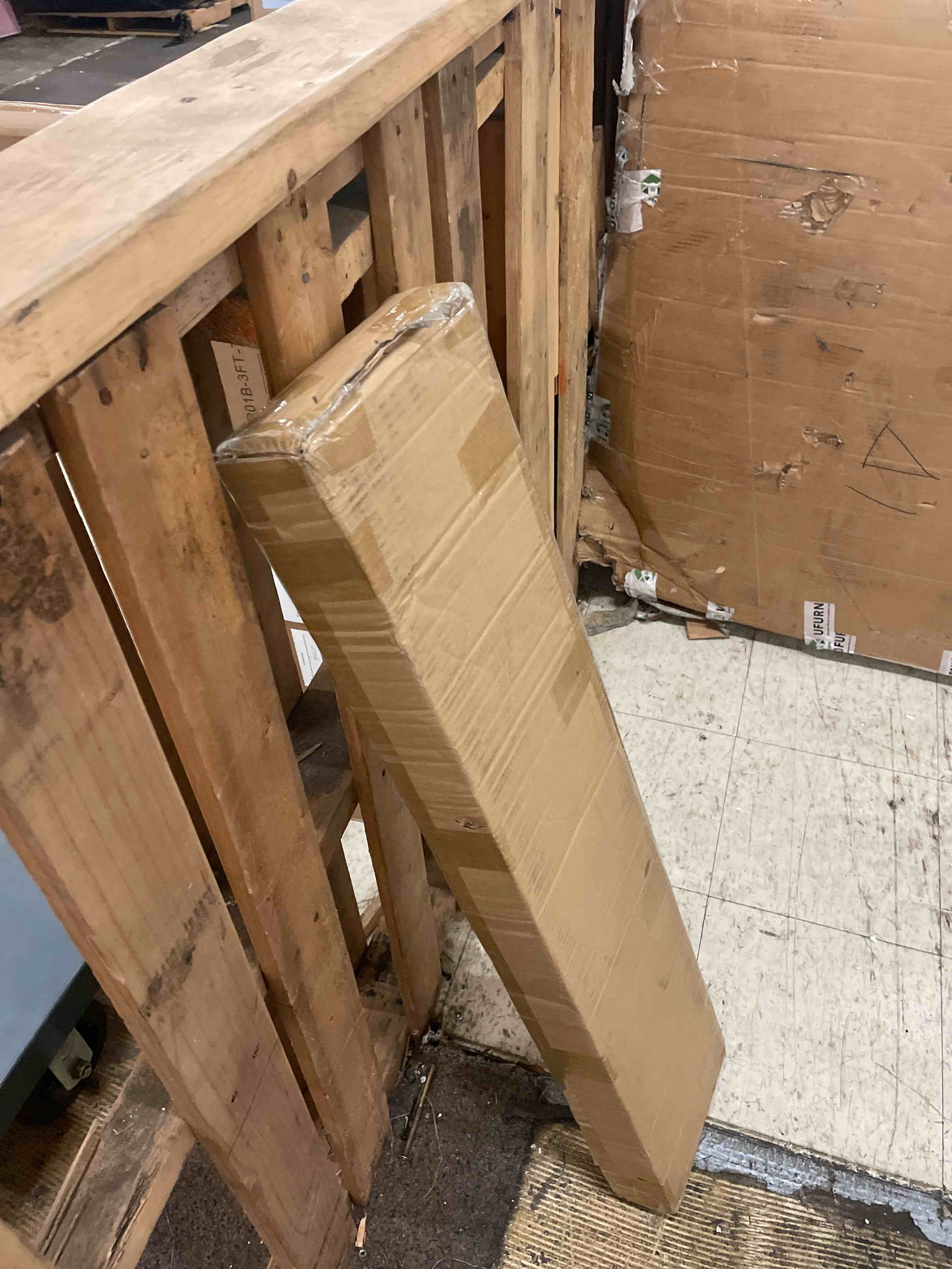 https://s3.amazonaws.com/lotting-images-prod/phillipi/BRN1823780_1758742338030.jpeg