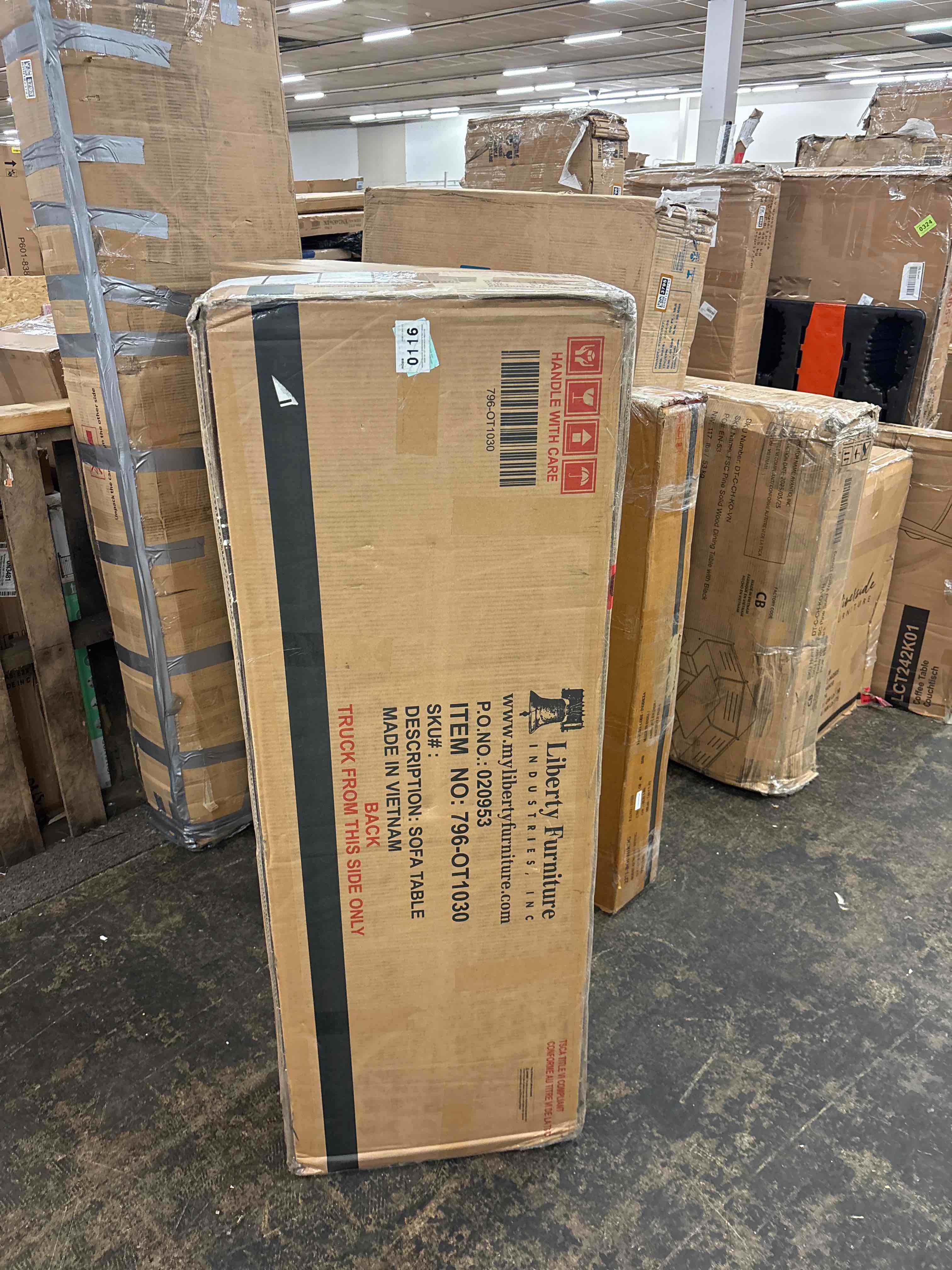 https://s3.amazonaws.com/lotting-images-prod/phillipi/BRN1823792_1758727735389.jpeg