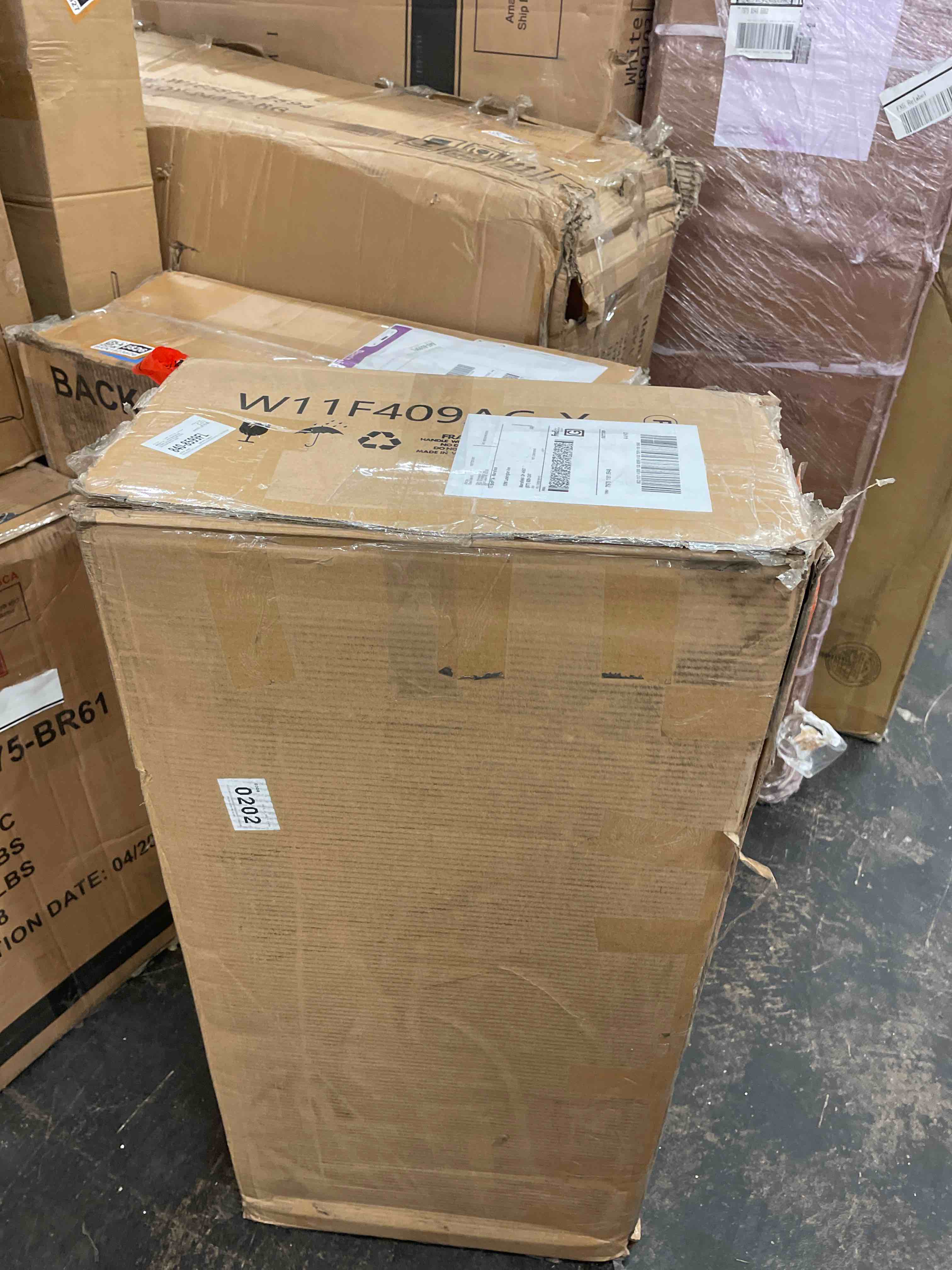 https://s3.amazonaws.com/lotting-images-prod/phillipi/BRN1823822_1759187988088.jpeg