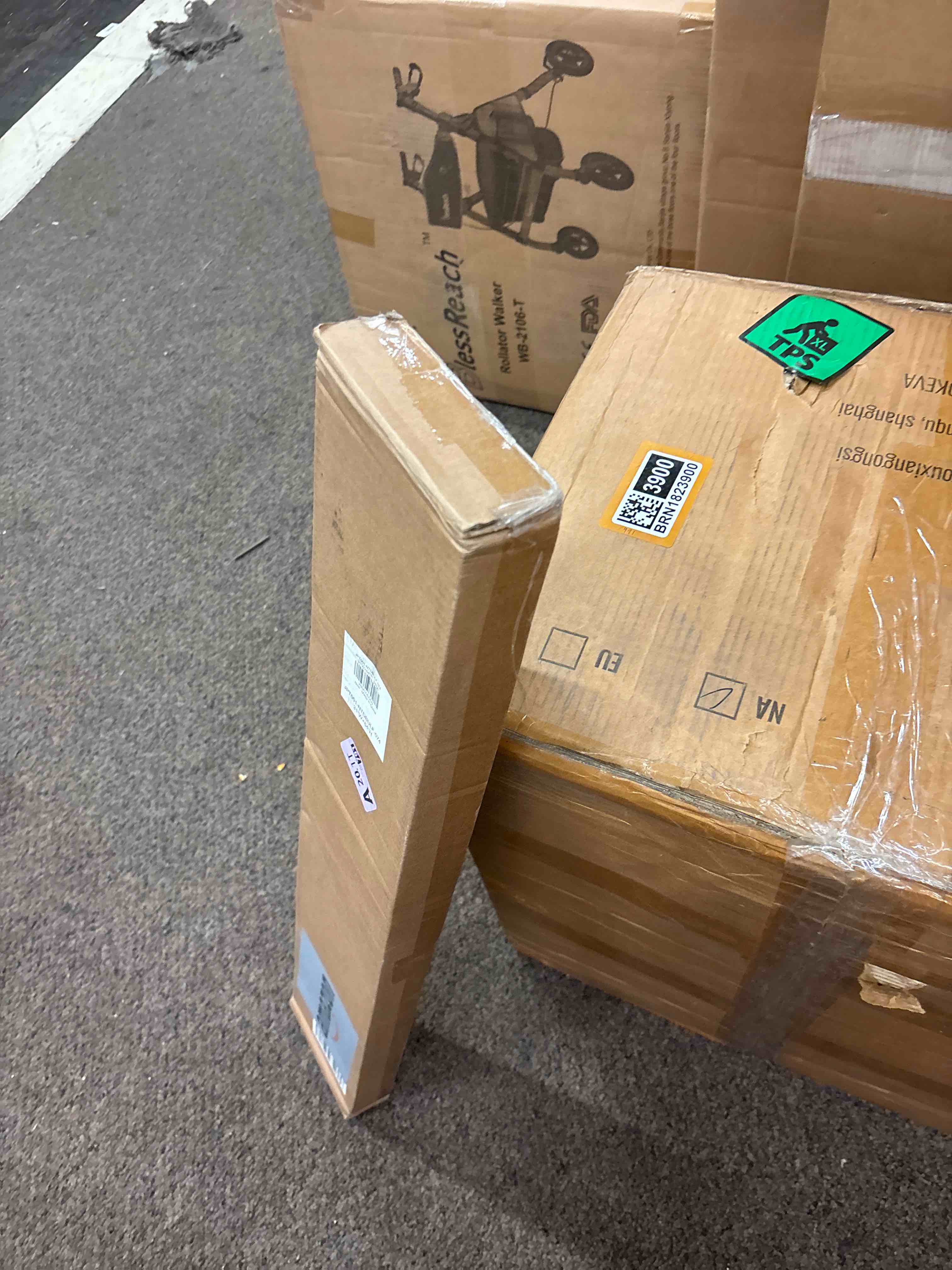 https://s3.amazonaws.com/lotting-images-prod/phillipi/BRN1823904_1759249730242.jpeg