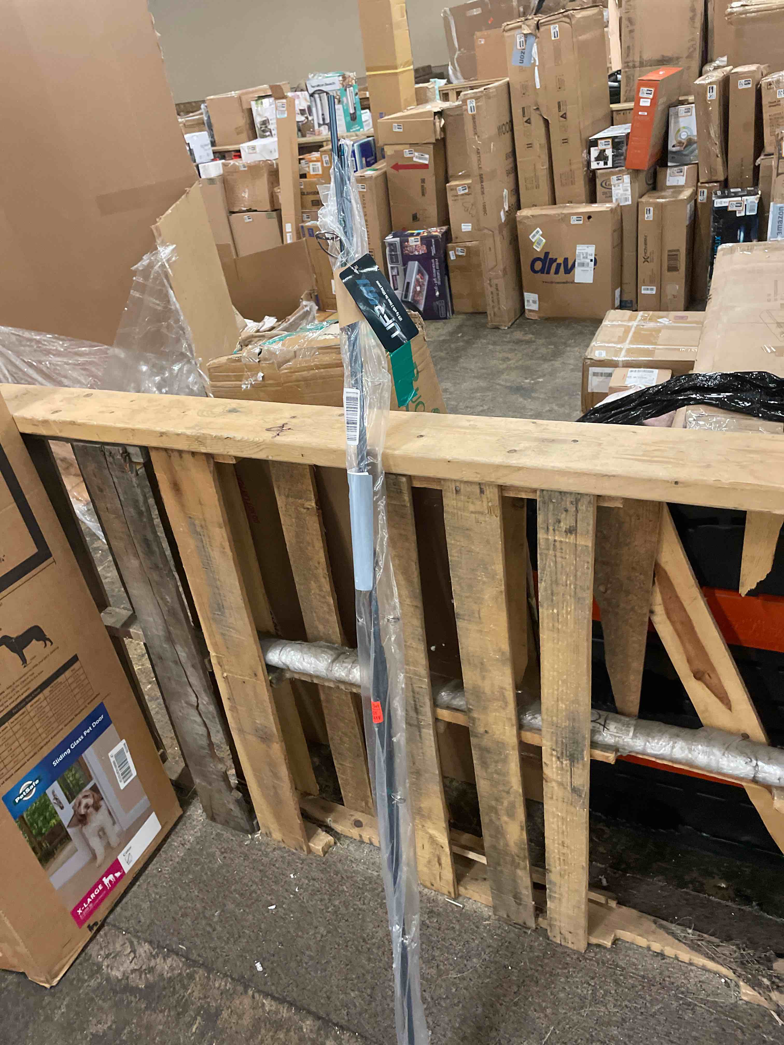 https://s3.amazonaws.com/lotting-images-prod/phillipi/BRN1824069_1759994614791.jpeg