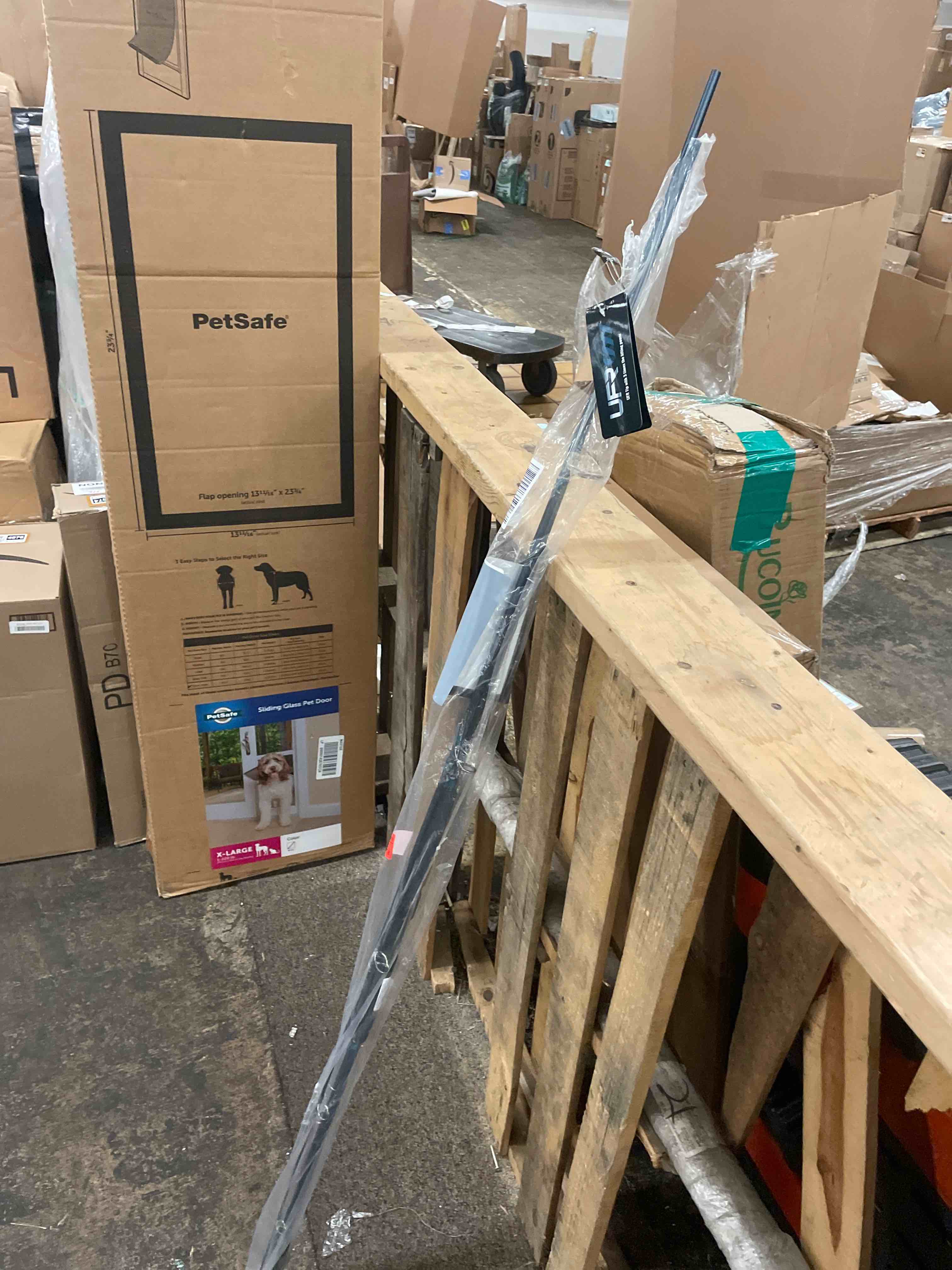 https://s3.amazonaws.com/lotting-images-prod/phillipi/BRN1824069_1759994616503.jpeg
