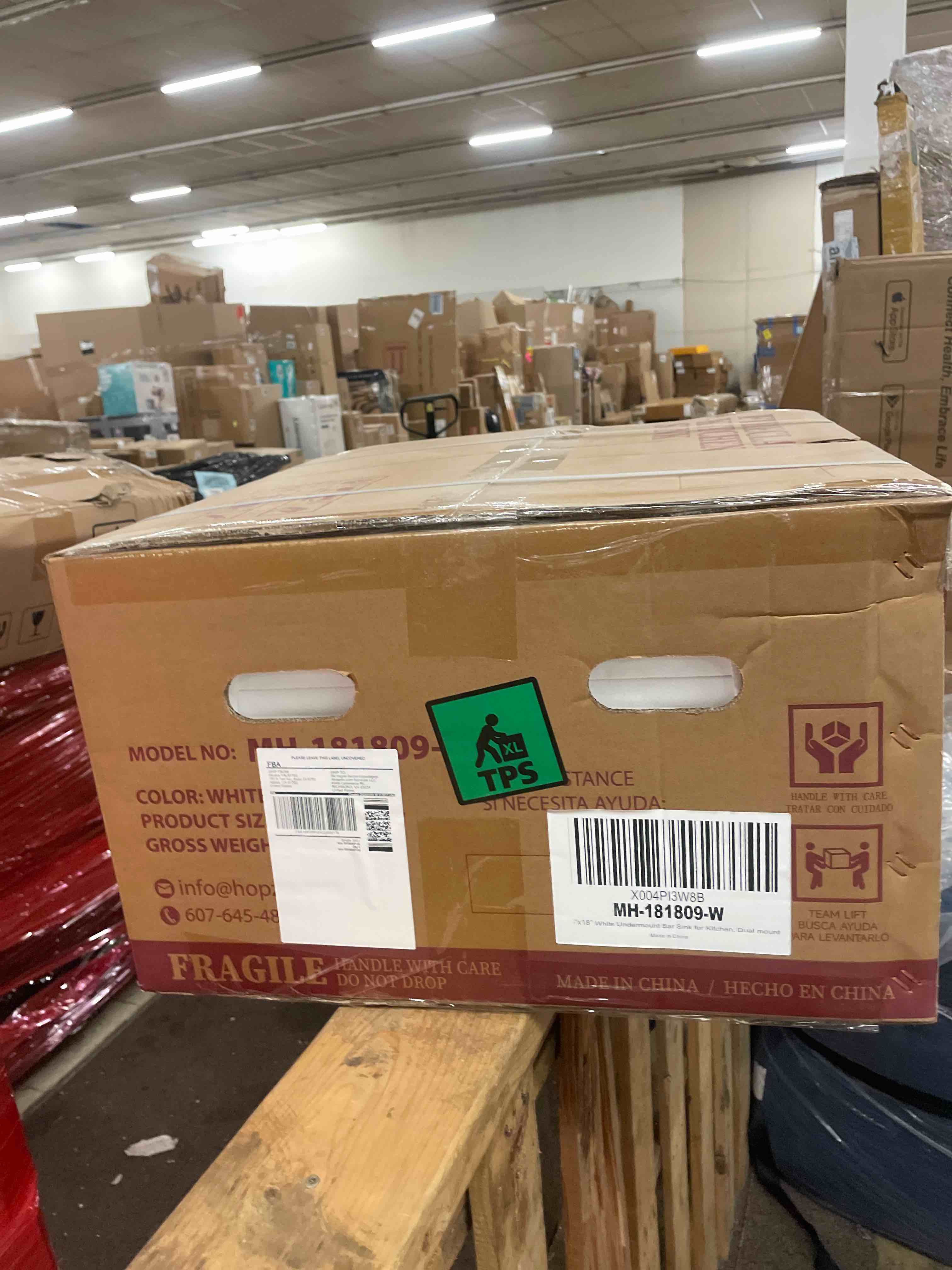 https://s3.amazonaws.com/lotting-images-prod/phillipi/BRN1824107_1760597894147.jpeg