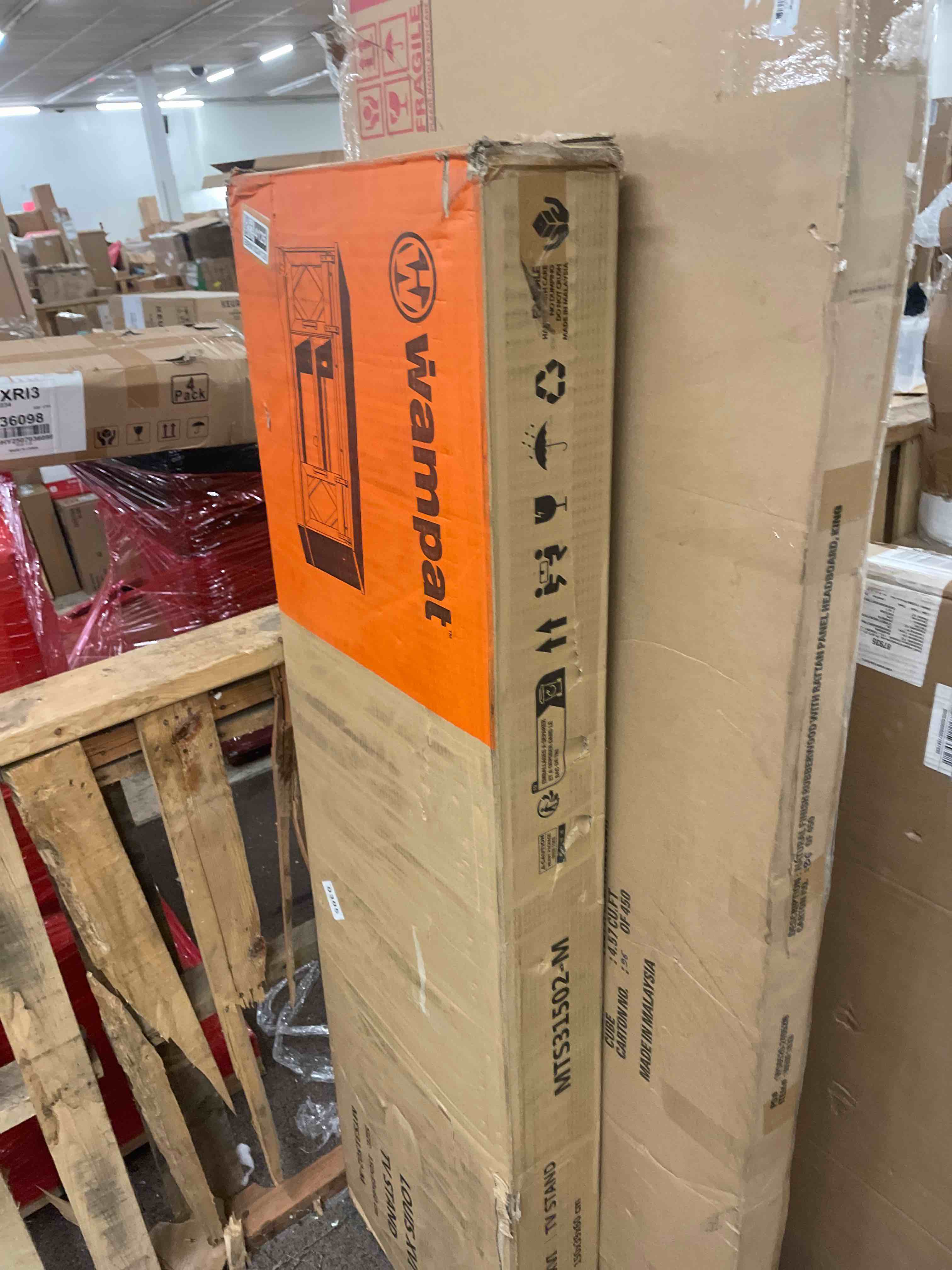 https://s3.amazonaws.com/lotting-images-prod/phillipi/BRN1824126_1760601922906.jpeg