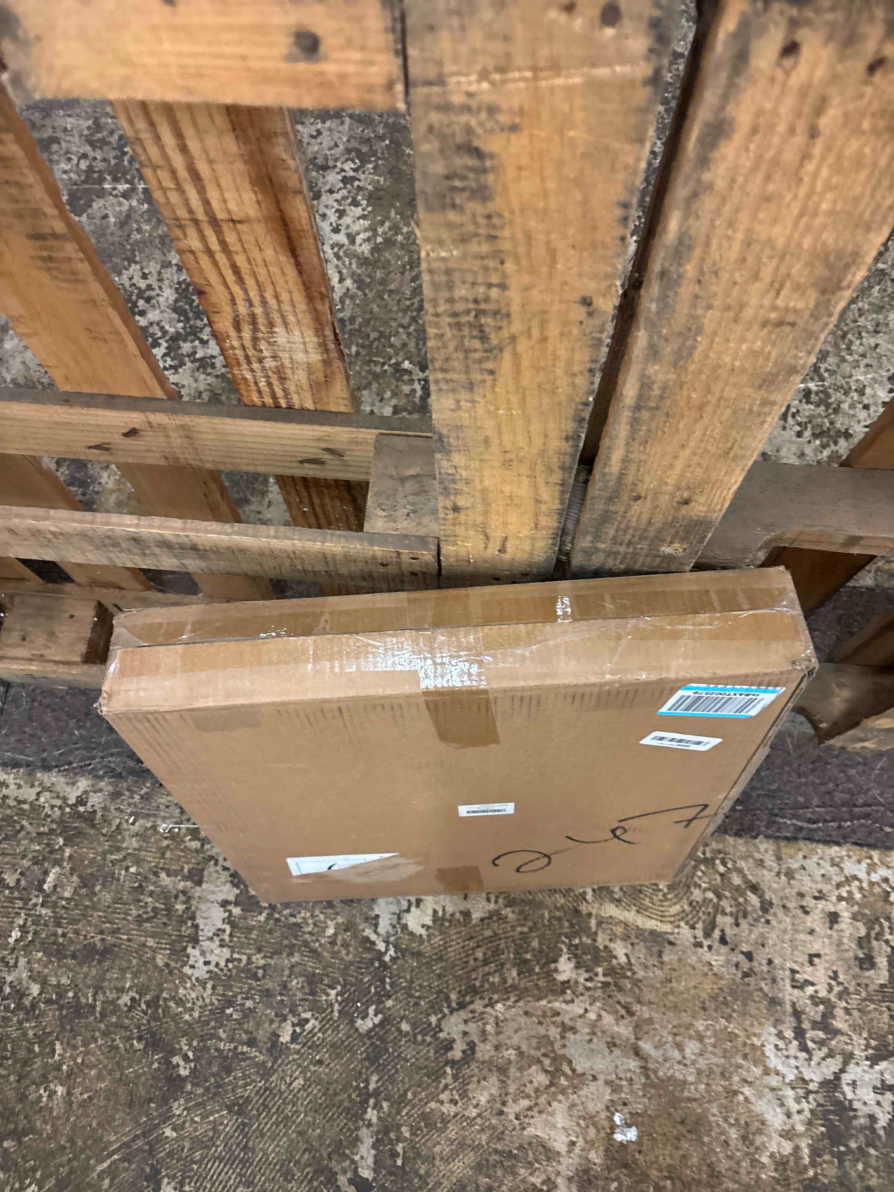 Condition photo showing New/Like New for 20''W x 21''D x 3''H Soft Close Slide Out Wood Drawer Organizer for Kitchen, (Cabinet Width>20.5 inches for Bottom Assembly, Width= 20 inches for Side Assembly)