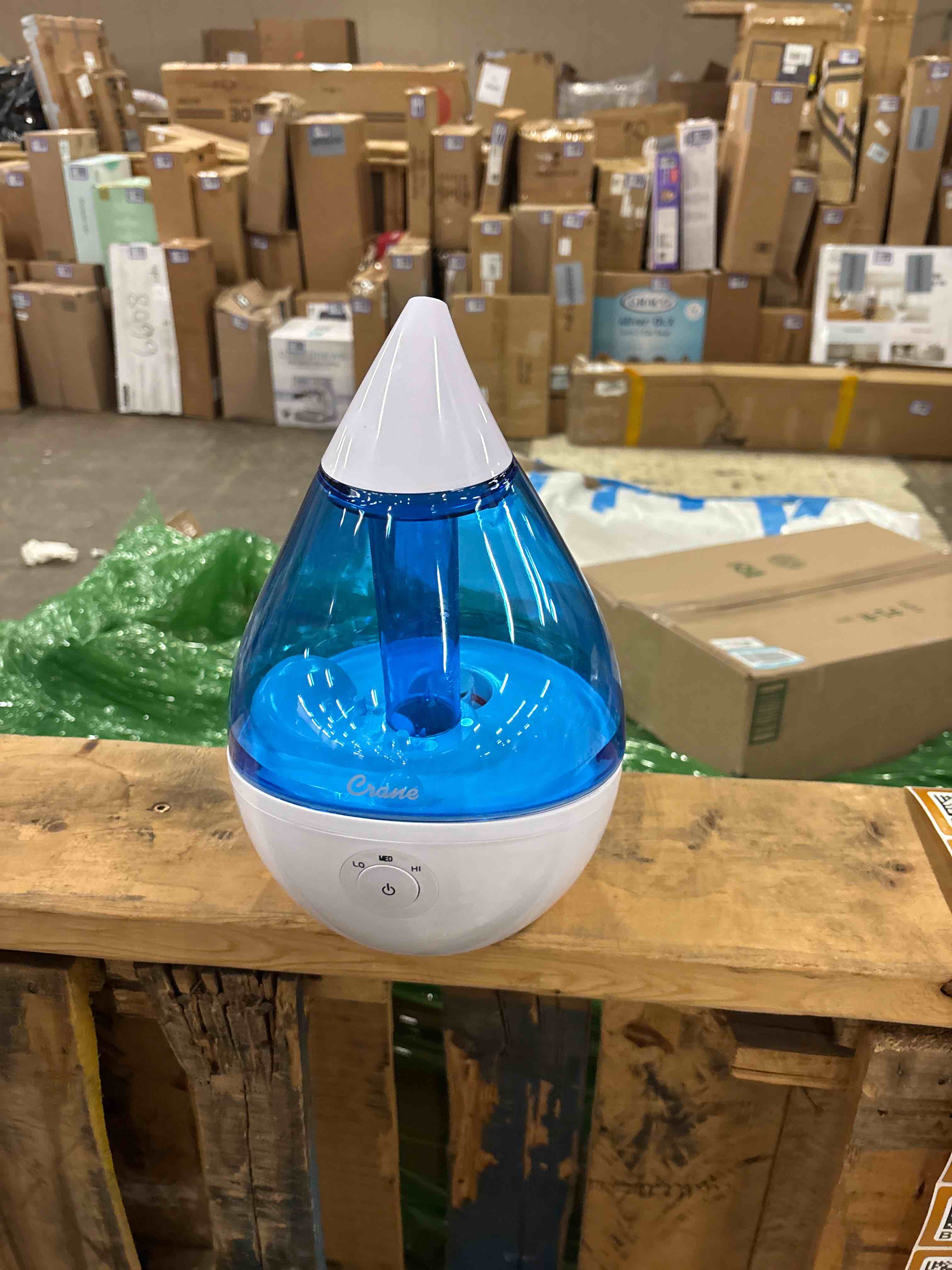 Condition photo showing Good Condition for Crane Ultrasonic Cool Mist Humidifier for Bedroom, Baby Nursery, Kids Room, Plants, or Office, Large 1 Gallon Tank, Filter Optional, Blue and White
