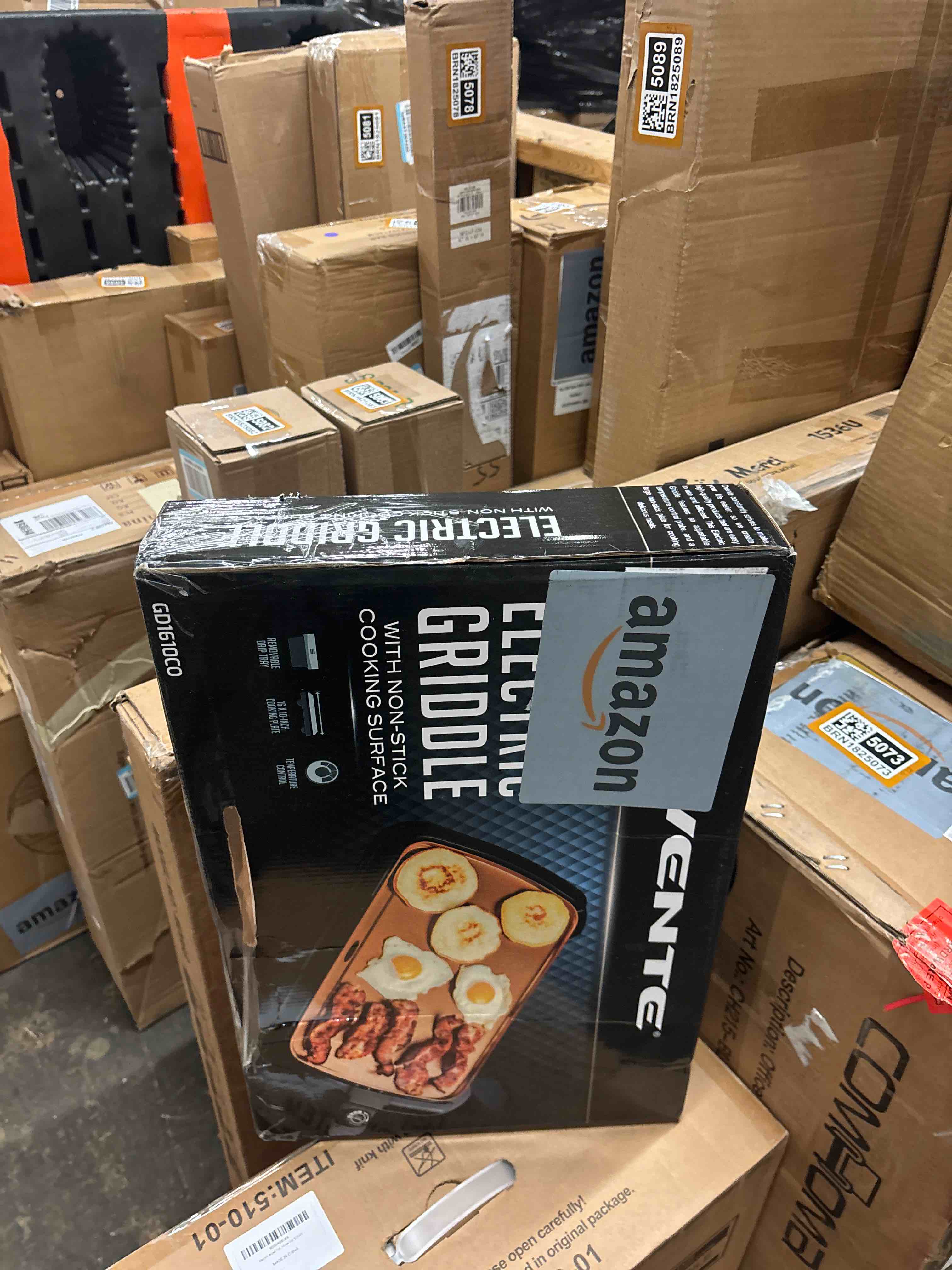 Condition photo showing New/Like New for OVENTE Electric Griddle with 16 x 10 Inch Flat Non-Stick Cooking Surface, Removable and Adjustable Temperature Control, Indoor Grill for Instant Breakfast, Pancakes, Eggs or Burgers, Copper GD1610CO