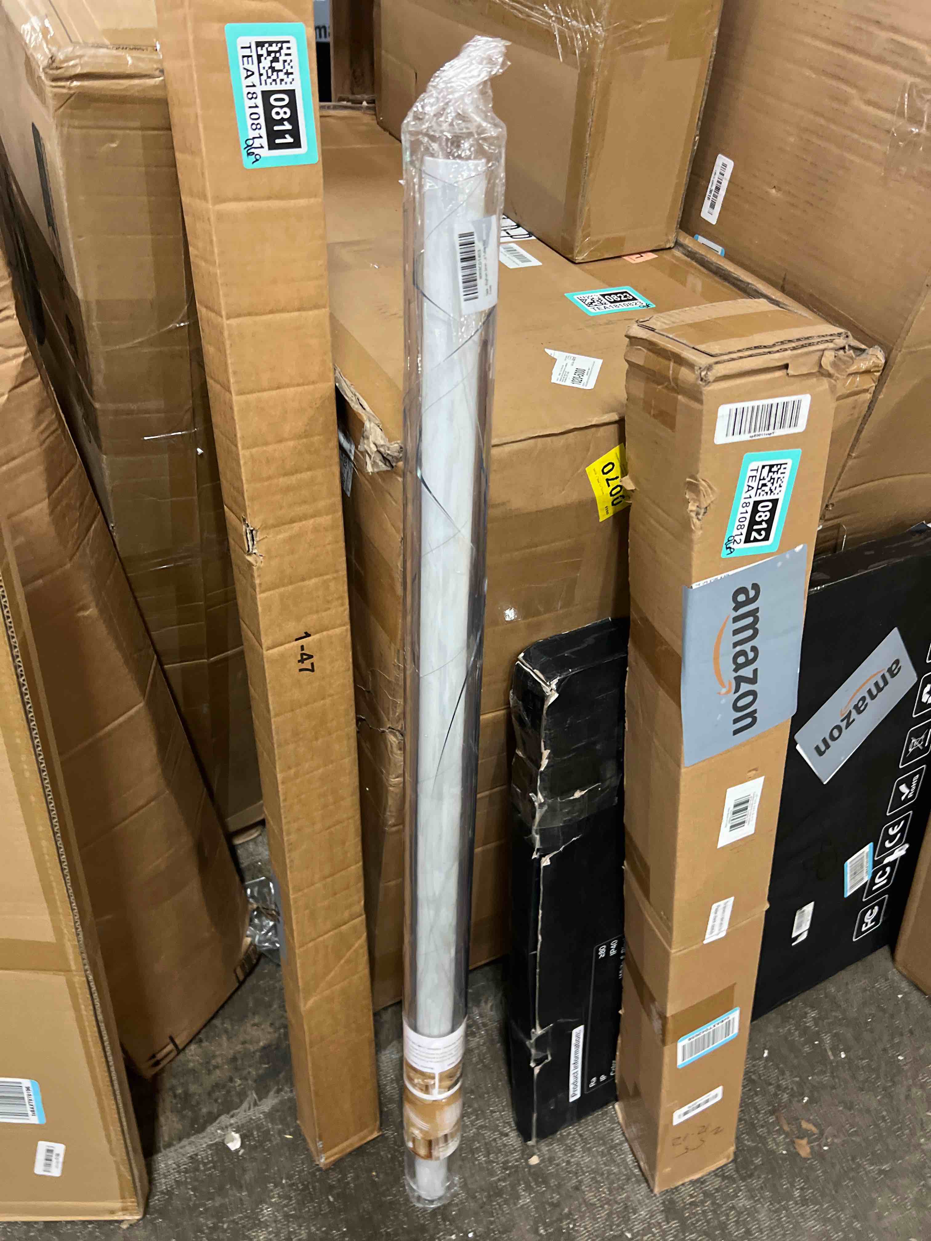 Condition photo showing New/Like New for Royhom 2mm Thick 42 Inch Clear Round Table Protector for Dining Room Table Protector Pad