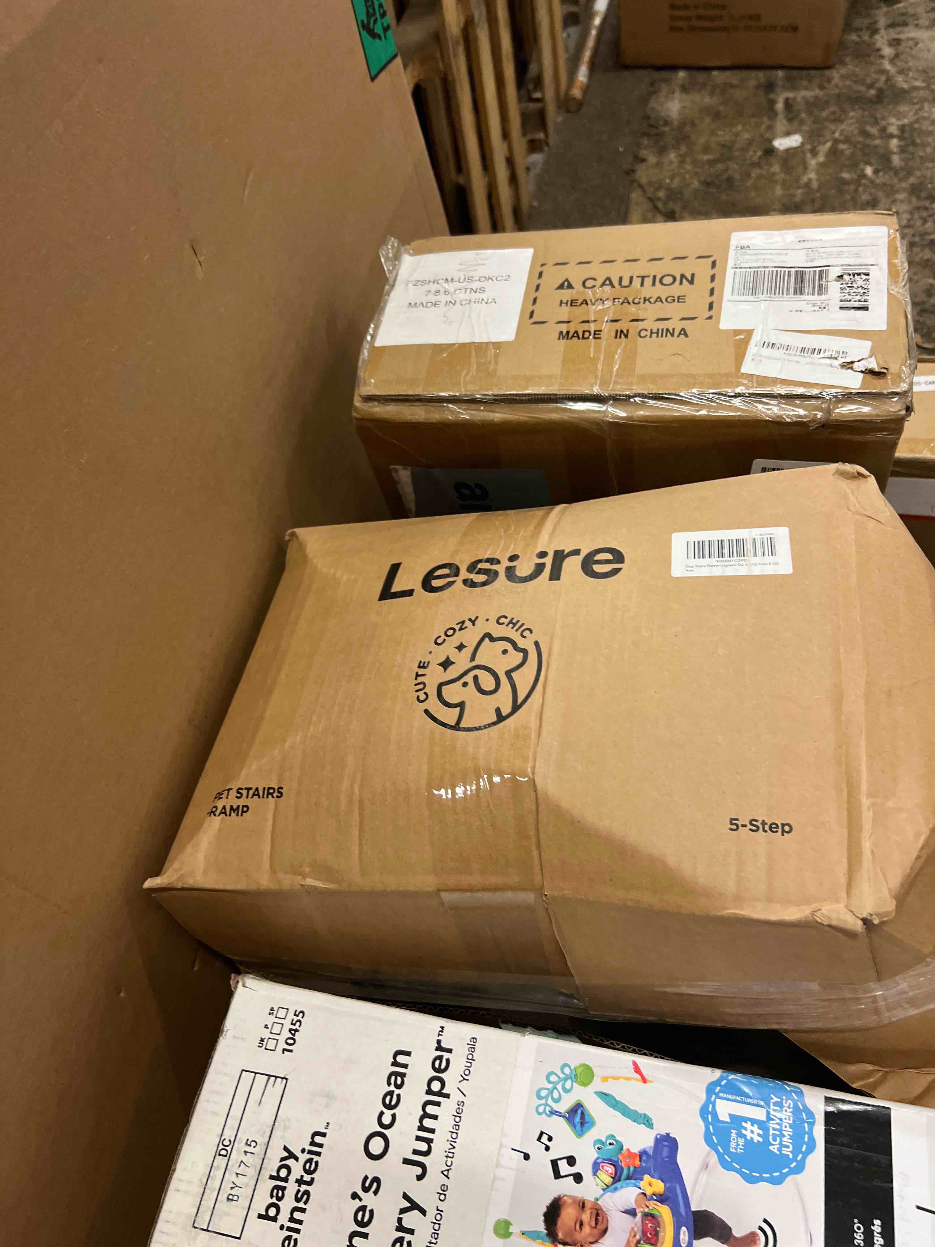 Condition photo showing New/Like New for Lesure Dog Stairs for High Bed Pet Steps Ramp for Small Dogs with CertiPUR-US Certified Foam with Non-Slip Bottom, Grey, 5 Steps 5-Step (H: 22.8IN) Grey