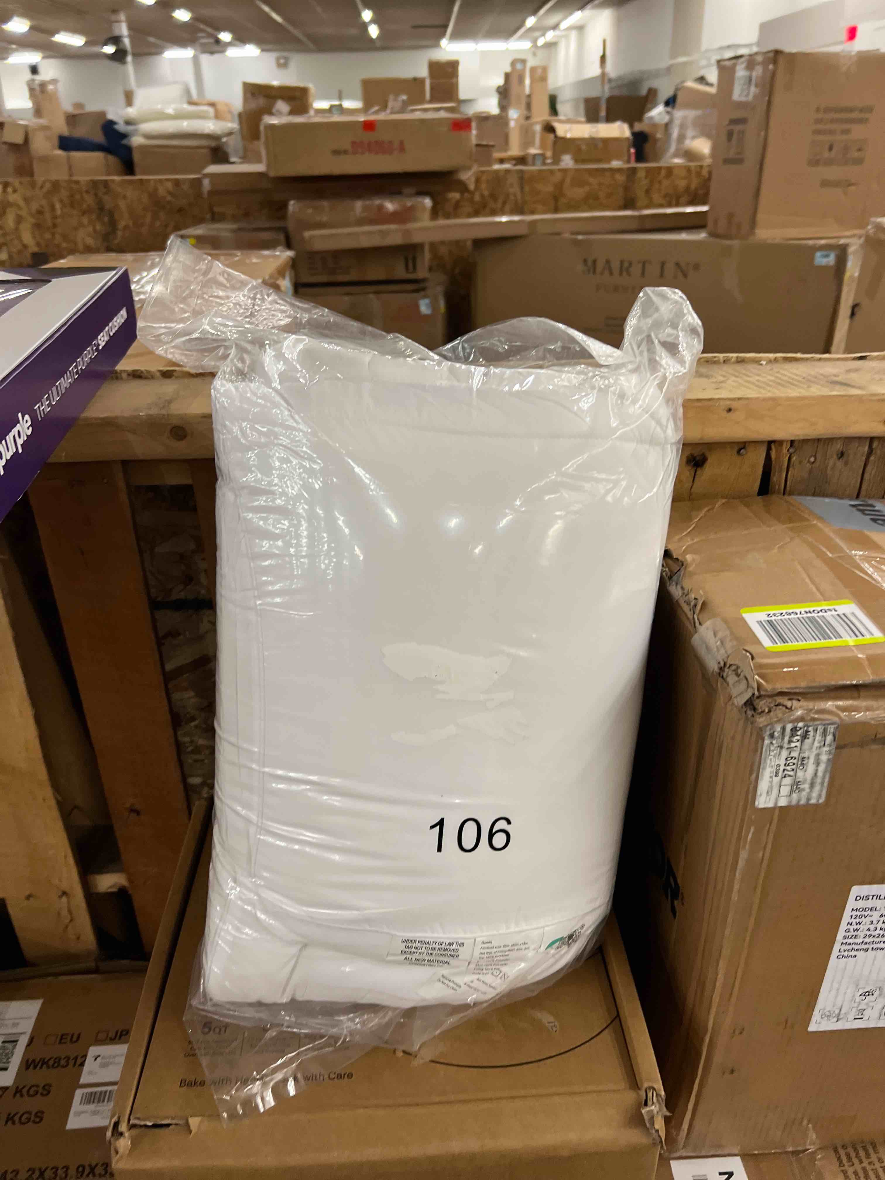 Condition photo showing New/Like New for COHOME King Size Winter Warm Comforter All-Season Quilted Down Alternative Duvet Insert Luxury Hotel Reversible Cooling Comforter with Anti-Clump Tech & 8 Tabs - Gift for Women & Men - White 90"x102" White King Comforter