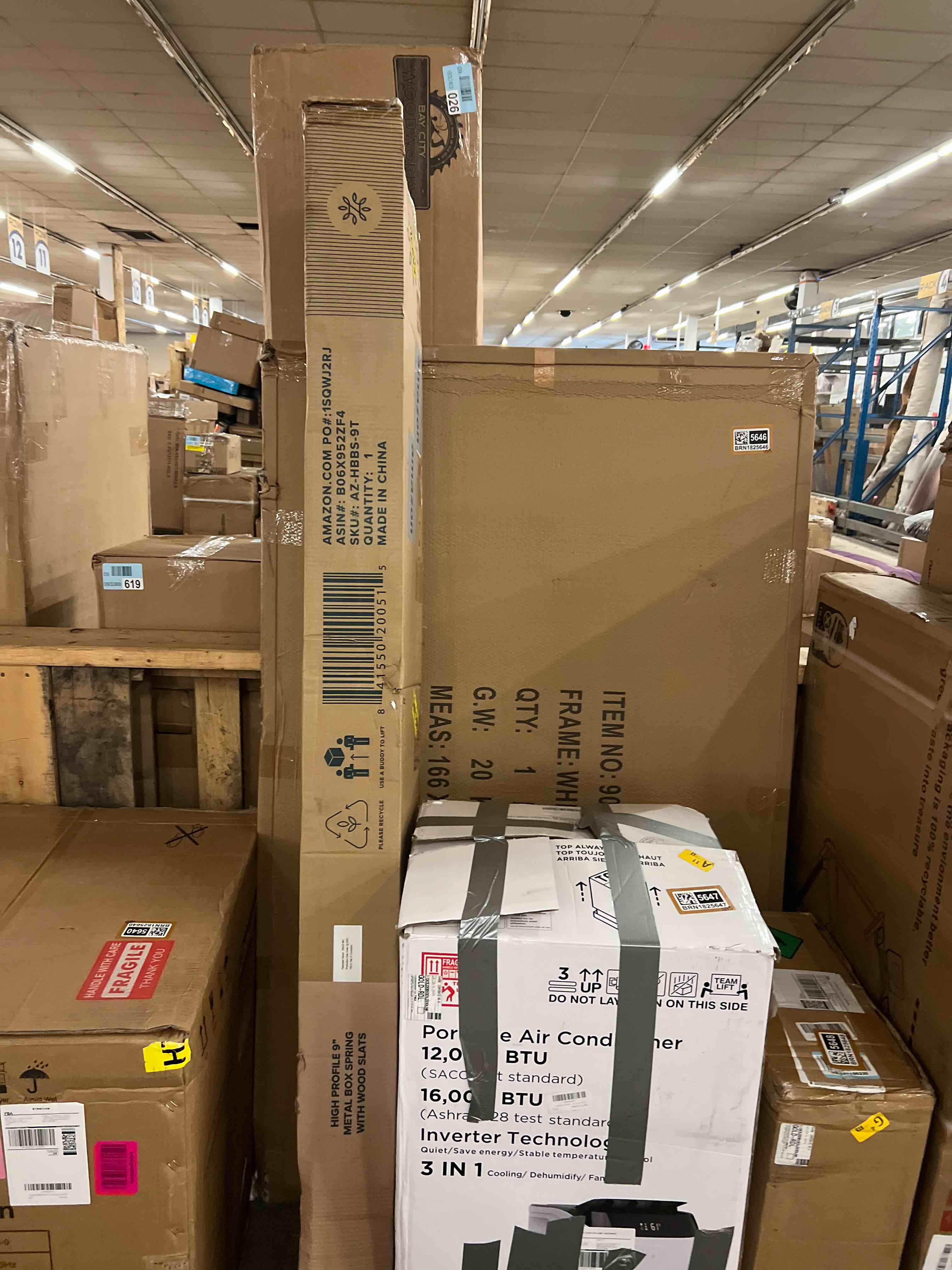 Condition photo showing New/Like New for ZINUS Metal Box Spring with Wood Slats, 9 Inch Mattress Foundation, Sturdy Steel Structure, Easy Assembly, Twin