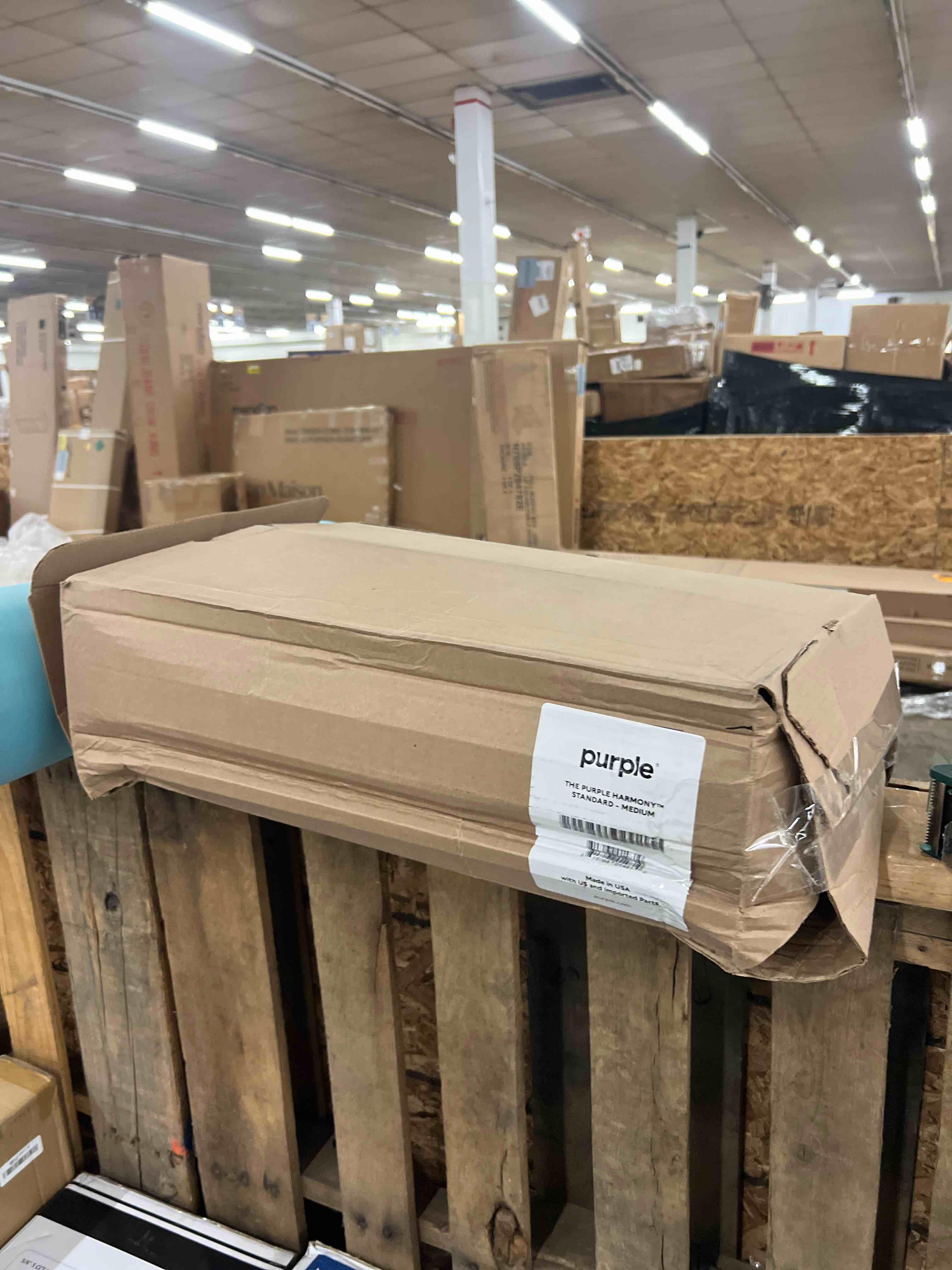 Condition photo showing New/Like New for purple harmony pillow - talalay latex foam cooling pillow for combo or side sleepers, 360º hex gelflex grid for no-pressure support and luxurious weightless feel - standard, medium feel, med height