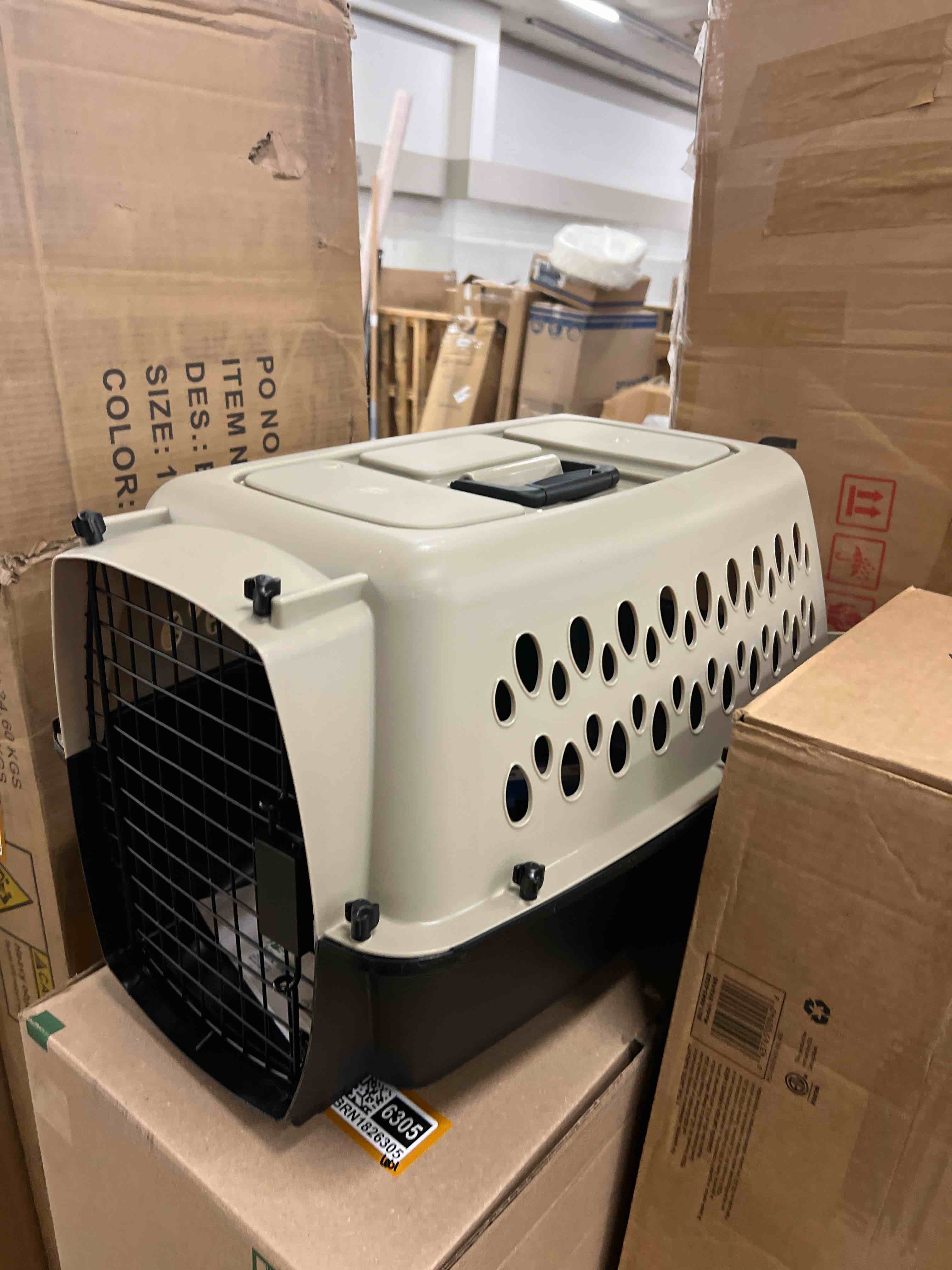 Condition photo showing New/Like New for petmate vari dog kennel portable carriers & crates for smaller dogs or puppies and pets 10 to 20 lbs, airline-friendly plastic pet carrier for home and travel, 24" long, taupe & black, 24'' x 16.7'' x 14.5'' 24.0"l x 16.7"w x 14.5"h kennel only