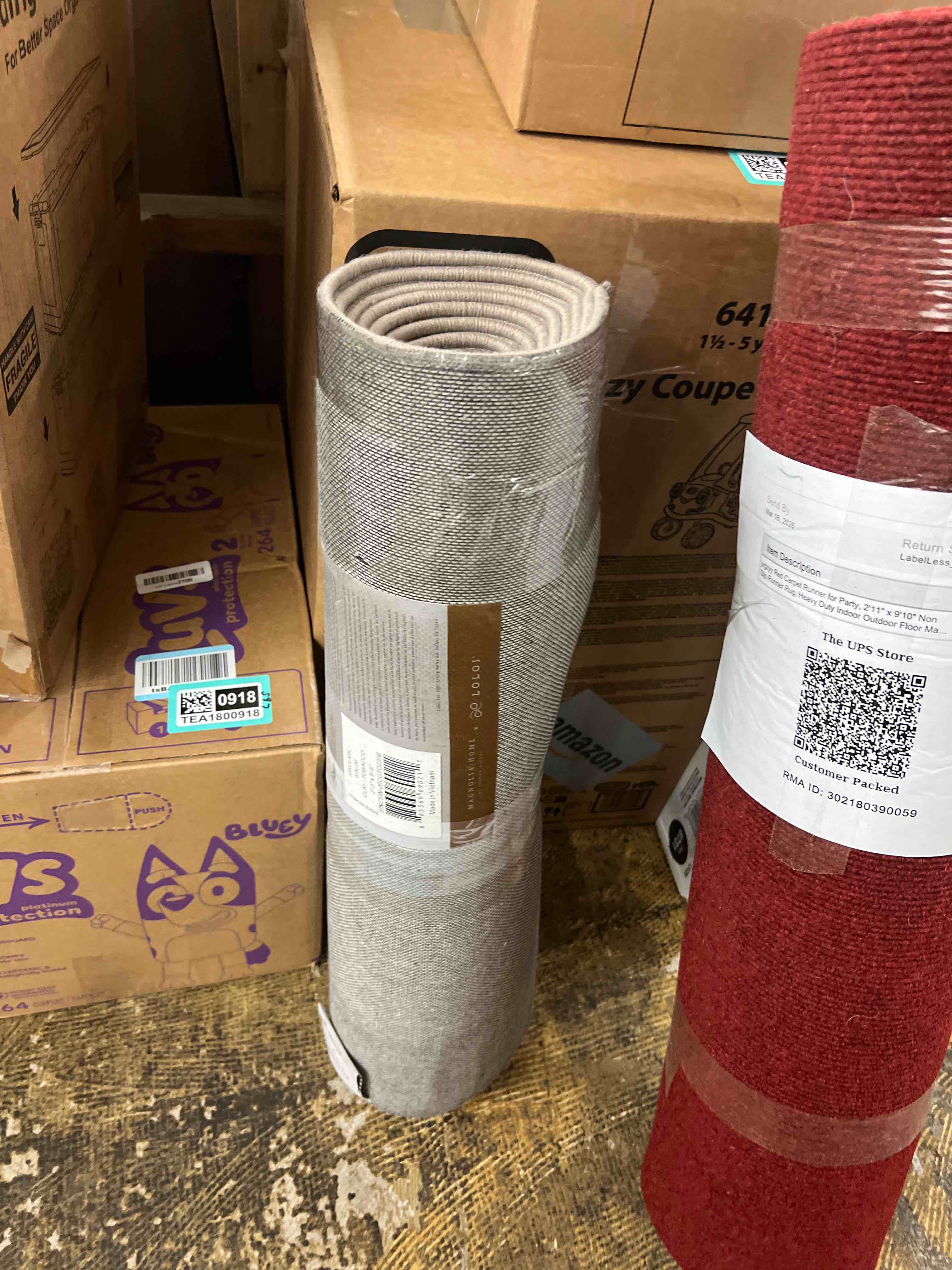 Condition photo showing New/Like New for loloi magnolia home by joanna gaines sinclair collection sin-06 clay/tobacco 2'-3" x 9'-6", .25" pile height, machine washable, runner rug