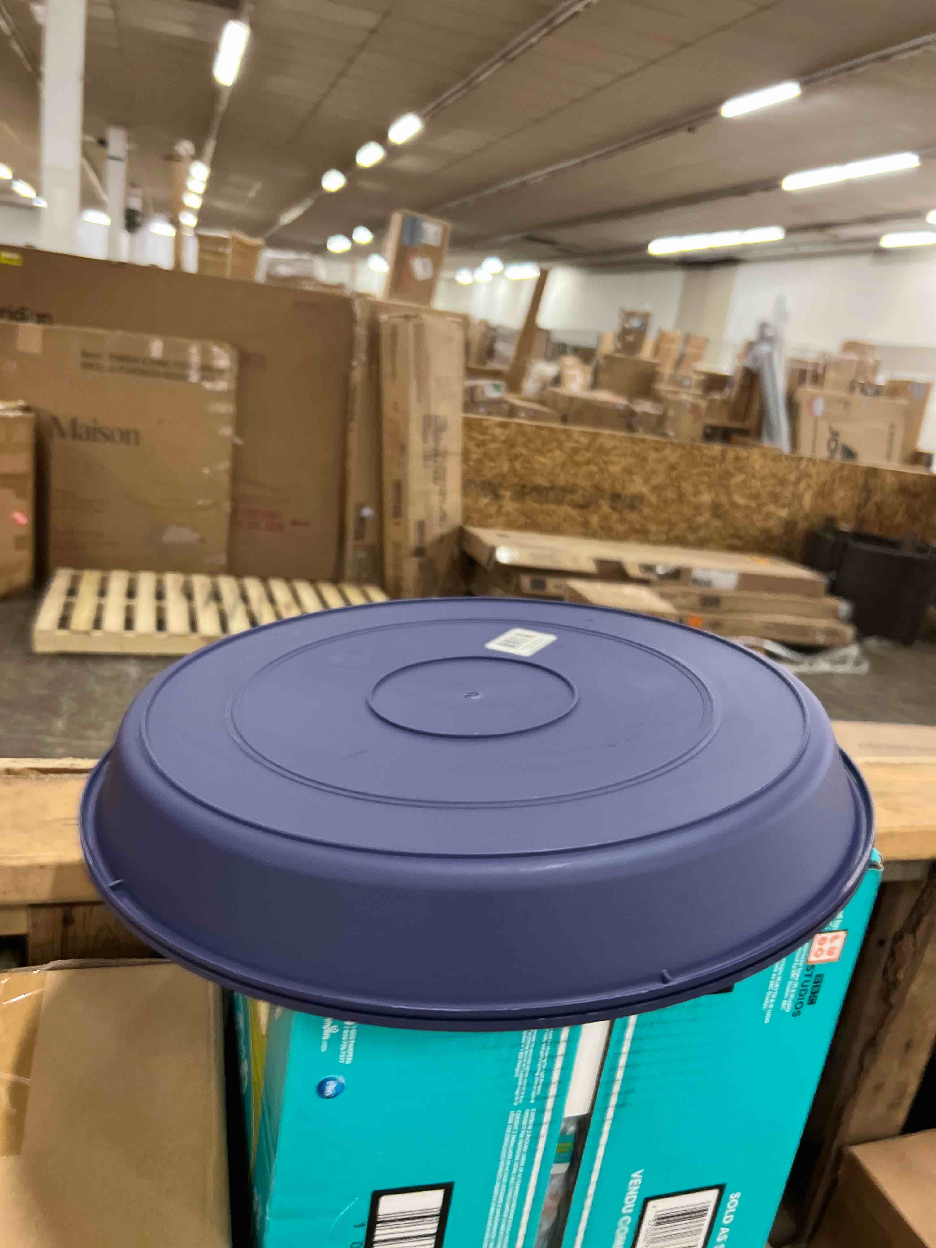 Condition photo showing New/Like New for the hc companies 17.5 inch round prima plastic plant saucer - indoor outdoor plant trays for pots - 17.8 inchx17.8 inchx2.01 inch in twilight blue set of 2