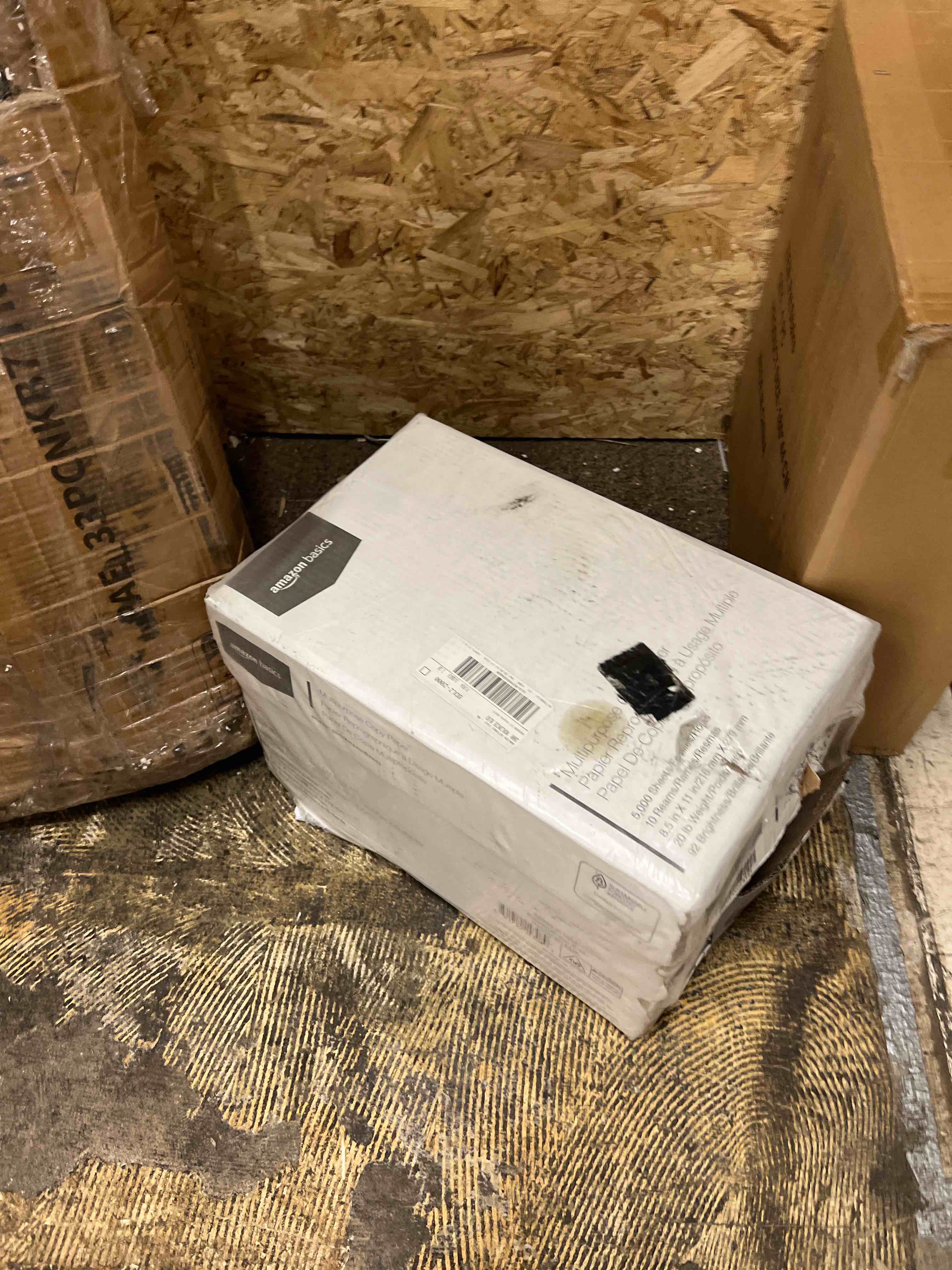 Condition photo showing New/Like New for amazon basics multipurpose copy printer paper, 20 lb, 8.5 x 11 inches, 10 reams (5,000 sheets), 92 bright white