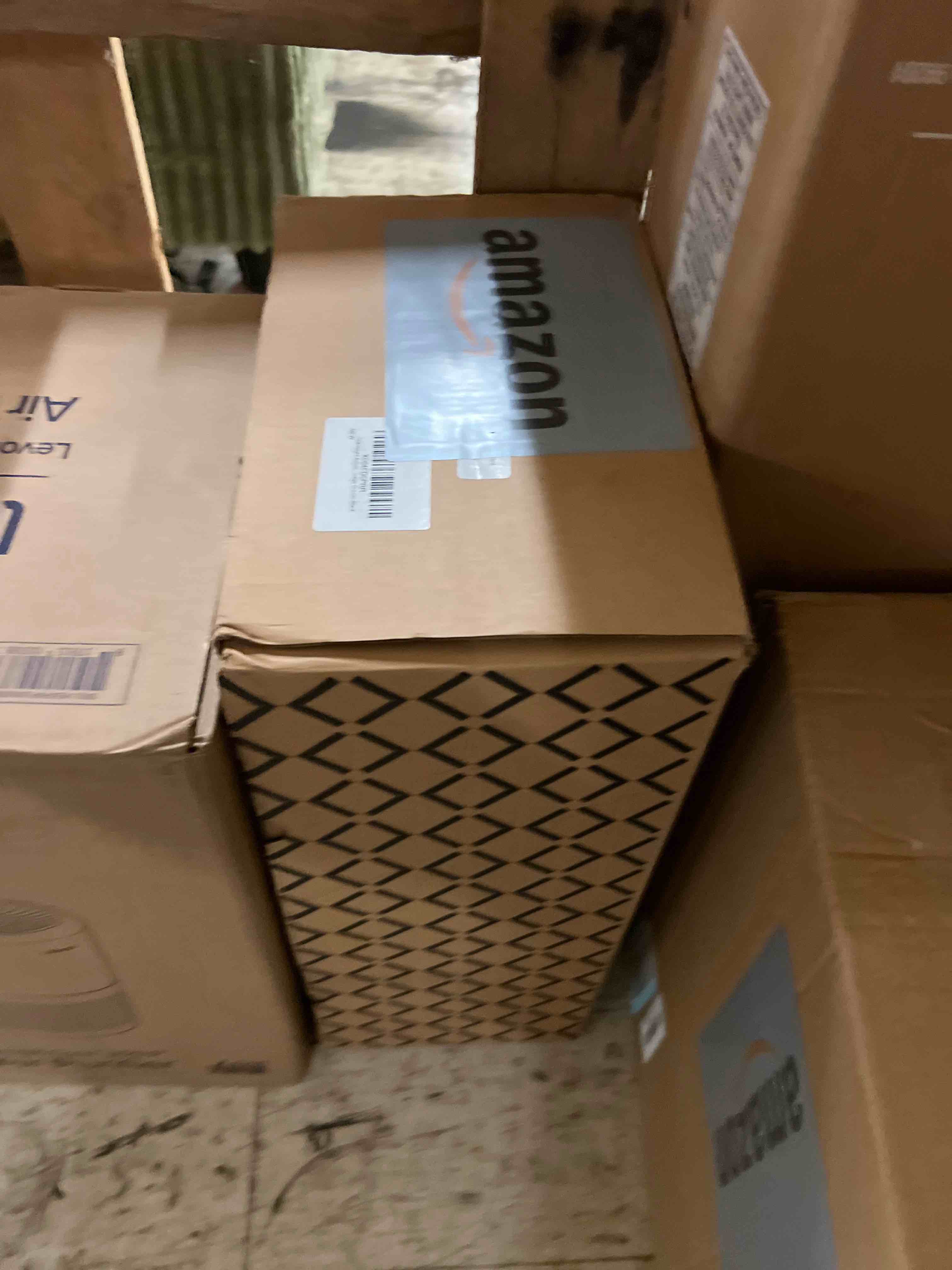 https://s3.amazonaws.com/lotting-images-prod/phillipi/BRN1826997_1777475212474.jpeg
