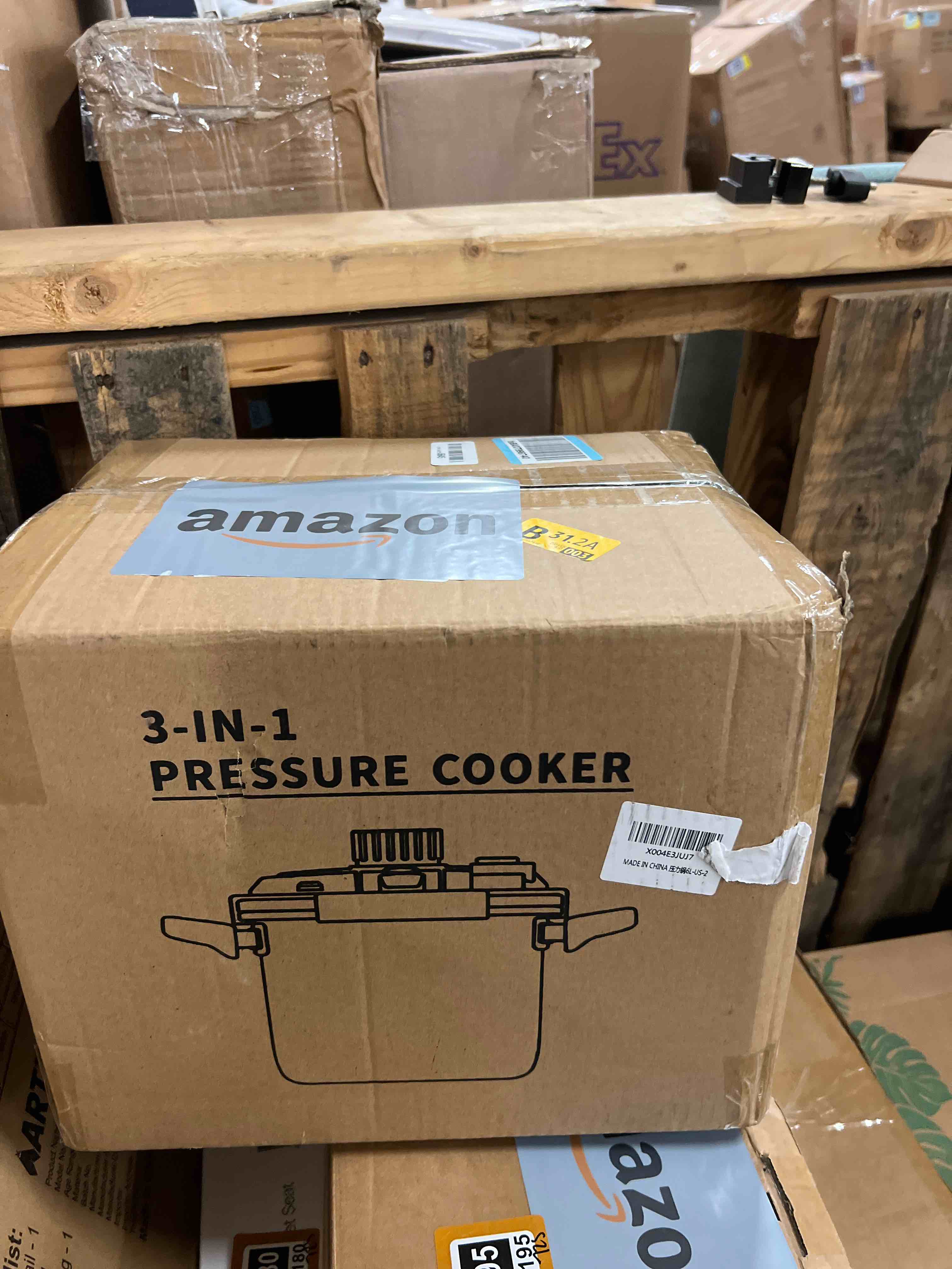 Condition photo showing New/Like New for 3-in-1 stainless steel pressure cooker 6.3 quart: [save 70% time] [3 psi settings], one-hand locking, induction compatible, glass lid & steamer rack included, olla de presion
