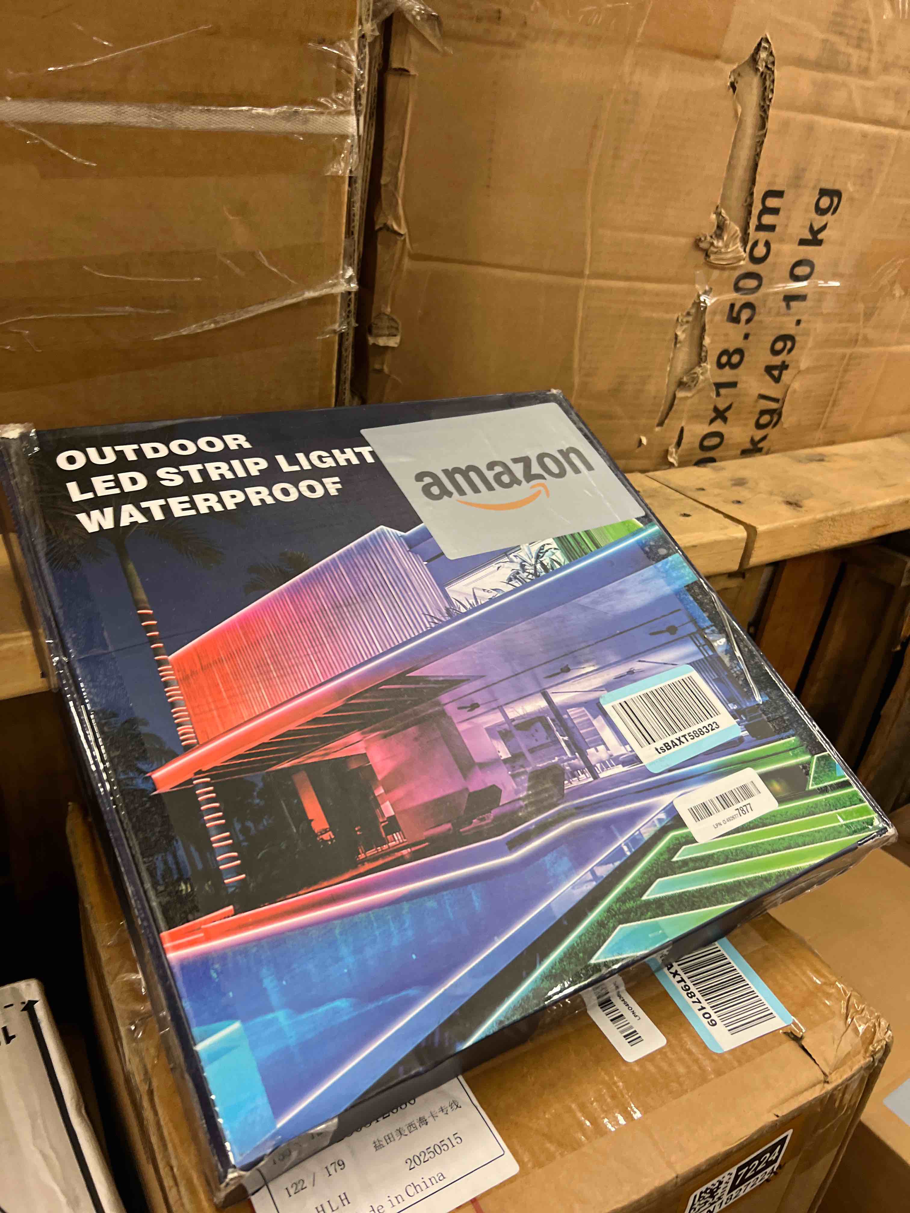 https://s3.amazonaws.com/lotting-images-prod/phillipi/BRN1827217_1777993707689.jpeg