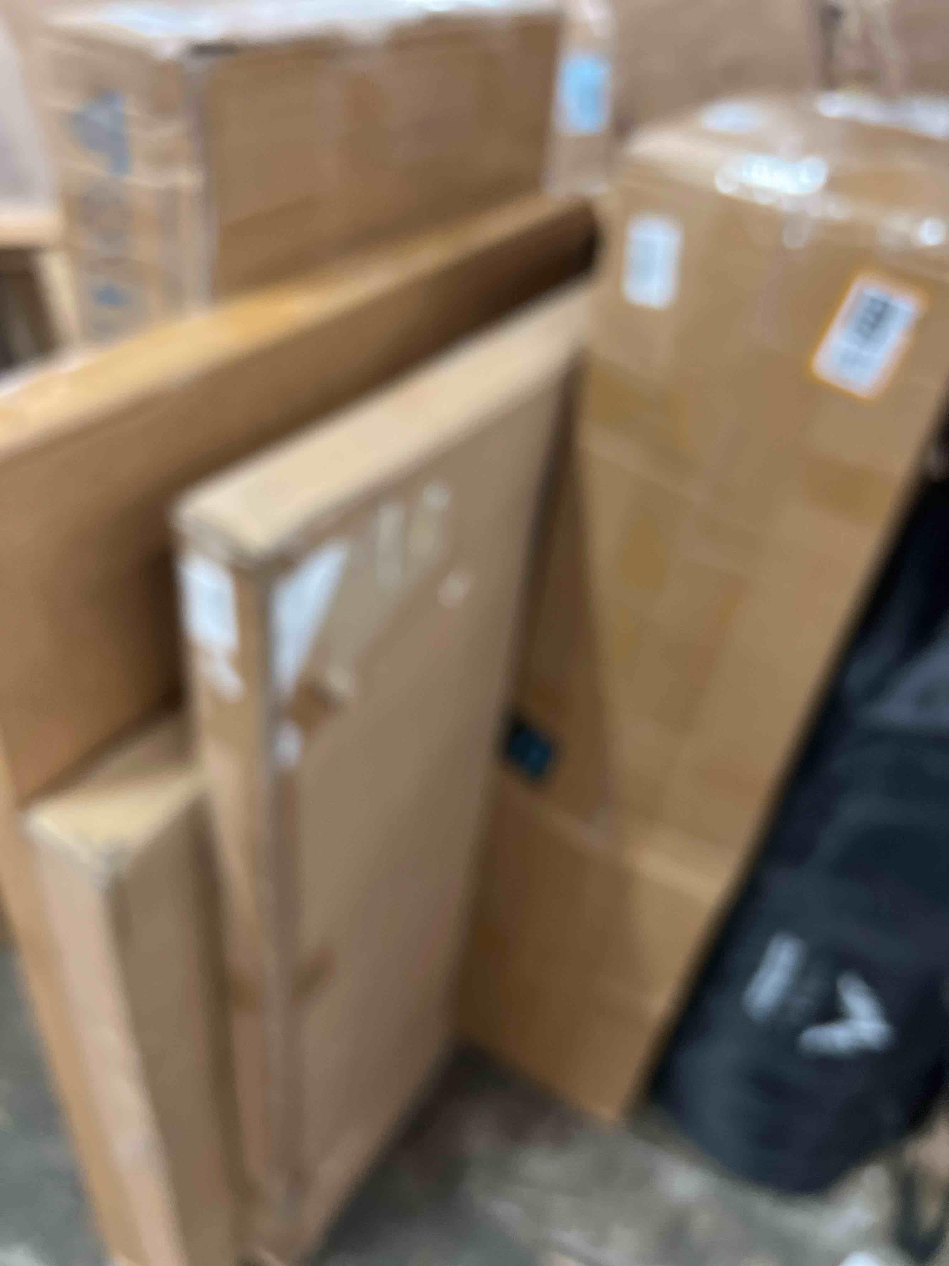 https://s3.amazonaws.com/lotting-images-prod/phillipi/BRN1827274_1778086468805.jpeg