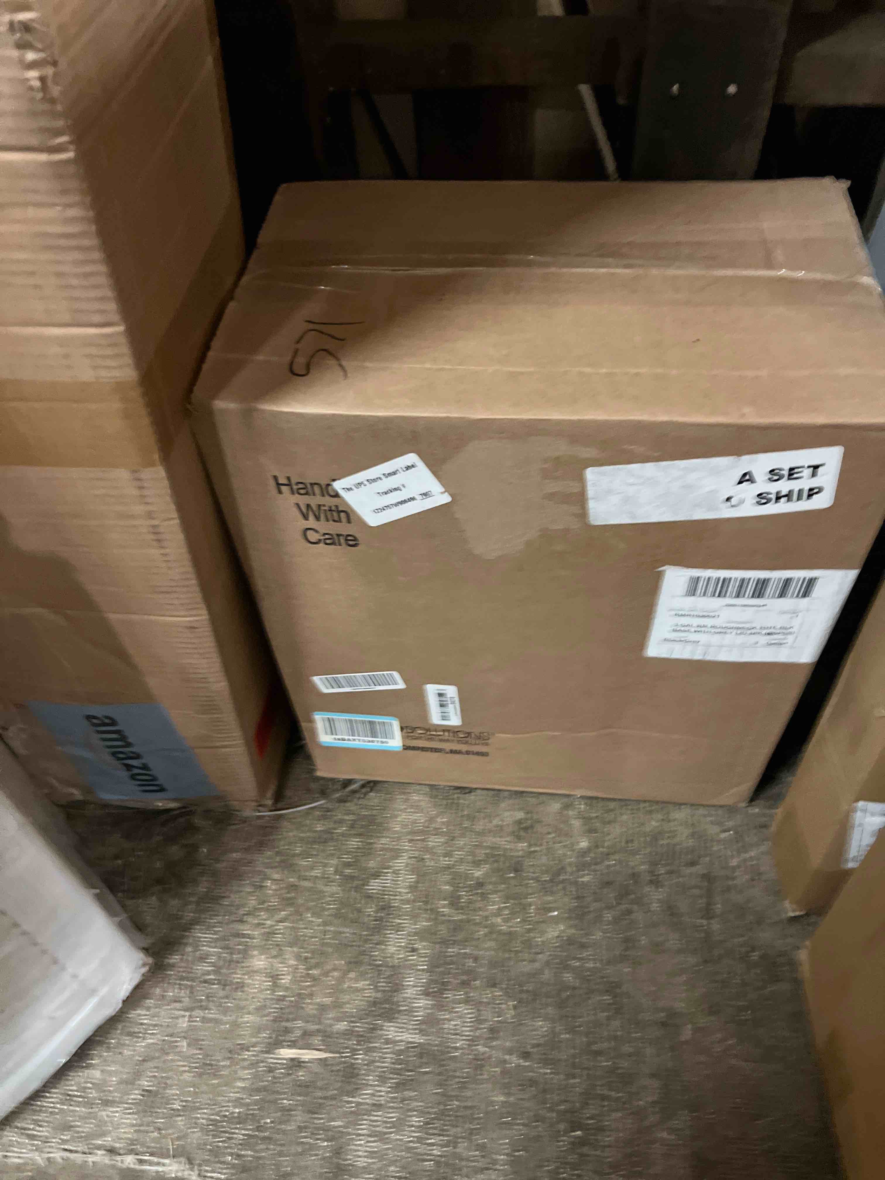 https://s3.amazonaws.com/lotting-images-prod/phillipi/BRN1827283_1778085023410.jpeg