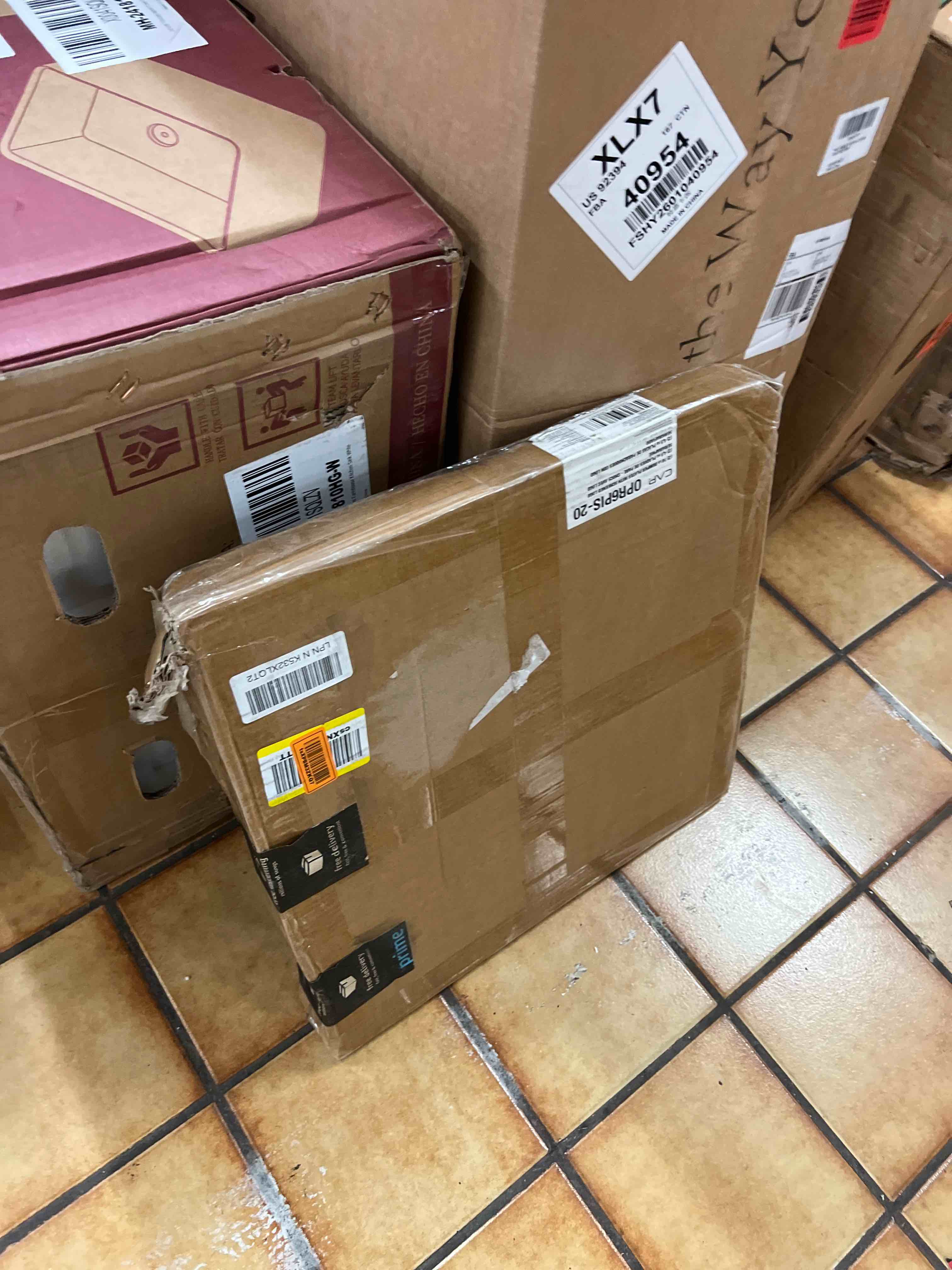 https://s3.amazonaws.com/lotting-images-prod/phillipi/BRN1827294_1778094459489.jpeg