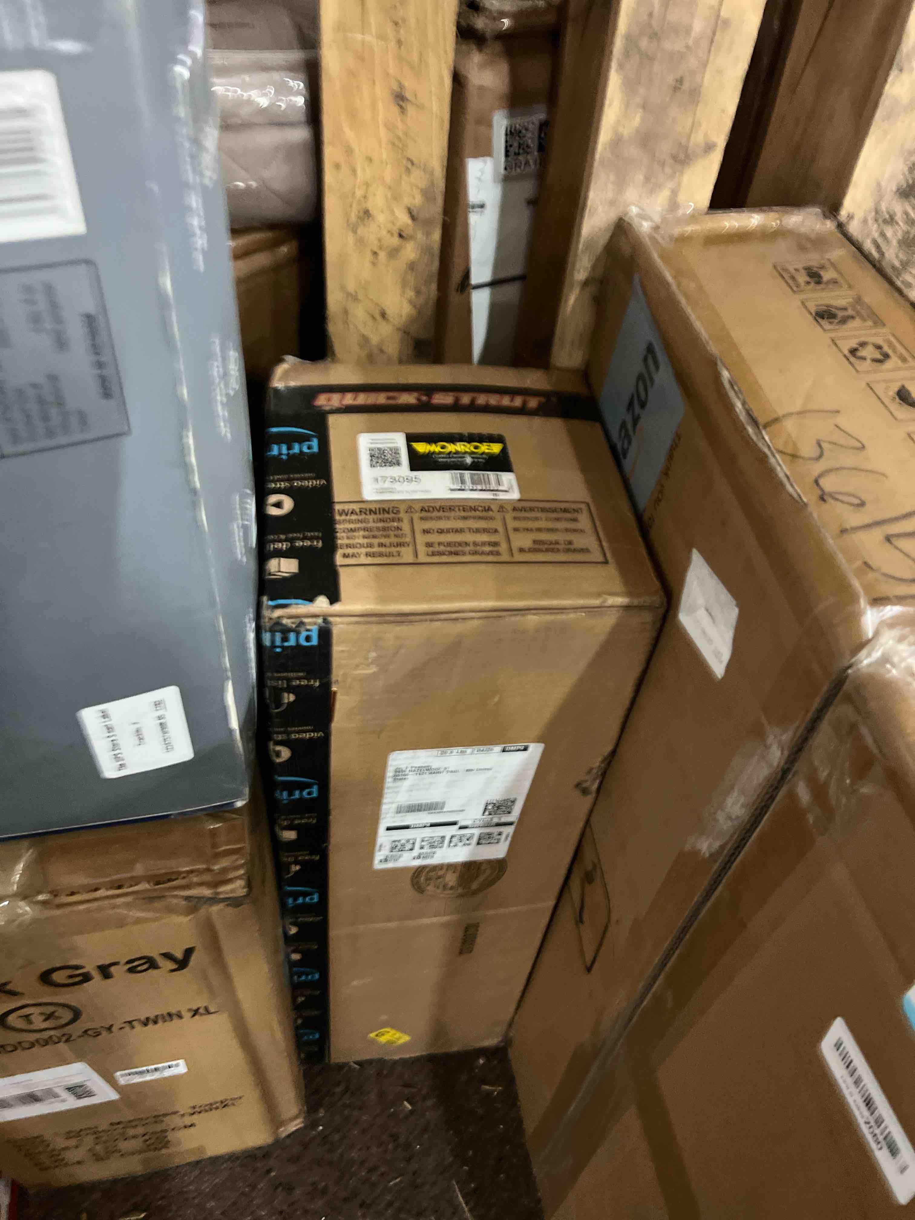 https://s3.amazonaws.com/lotting-images-prod/phillipi/BRN1827387_1778526723269.jpeg