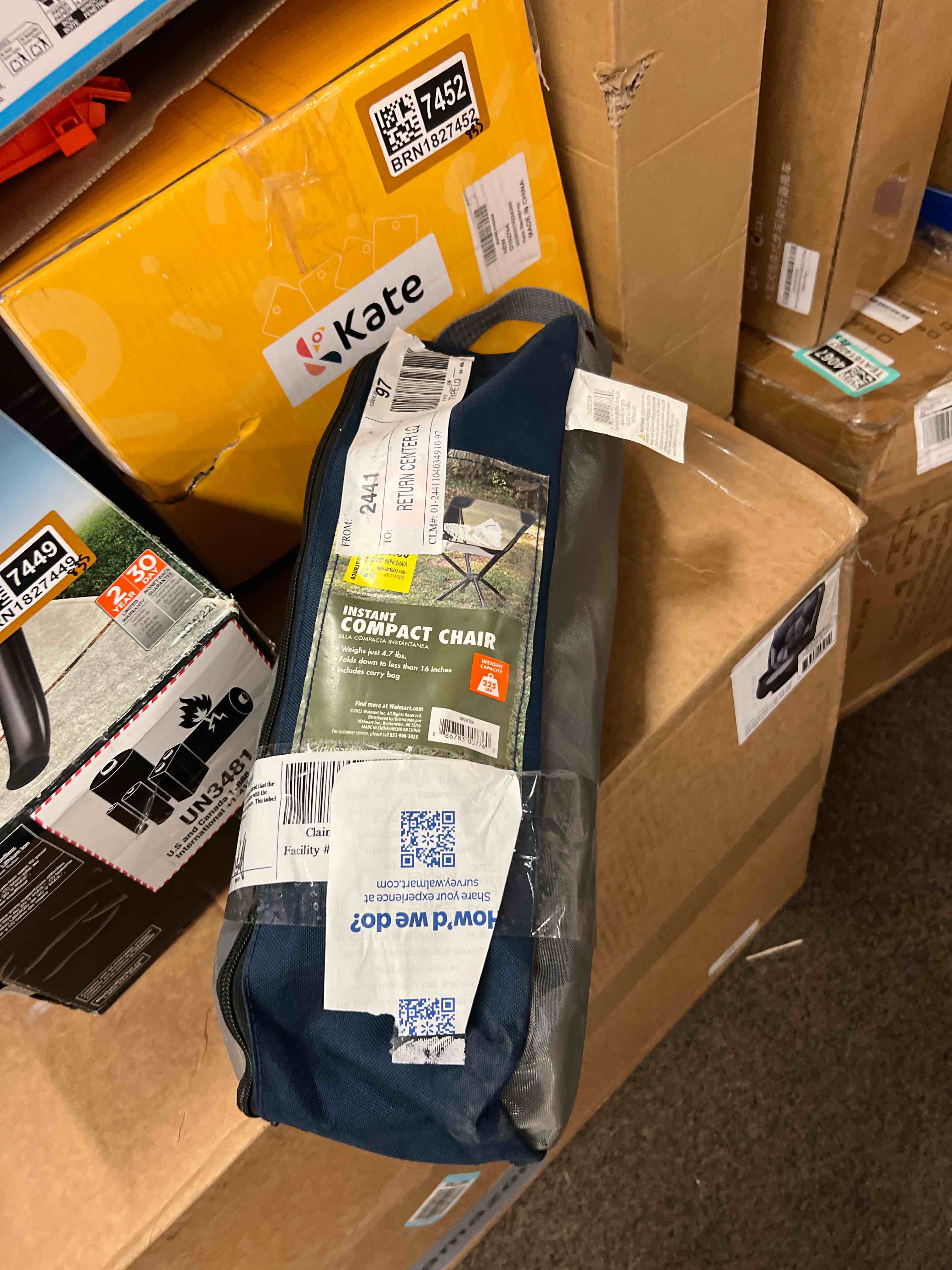 Condition photo showing New/Like New for ozark trail adult instant compact chair  navy
