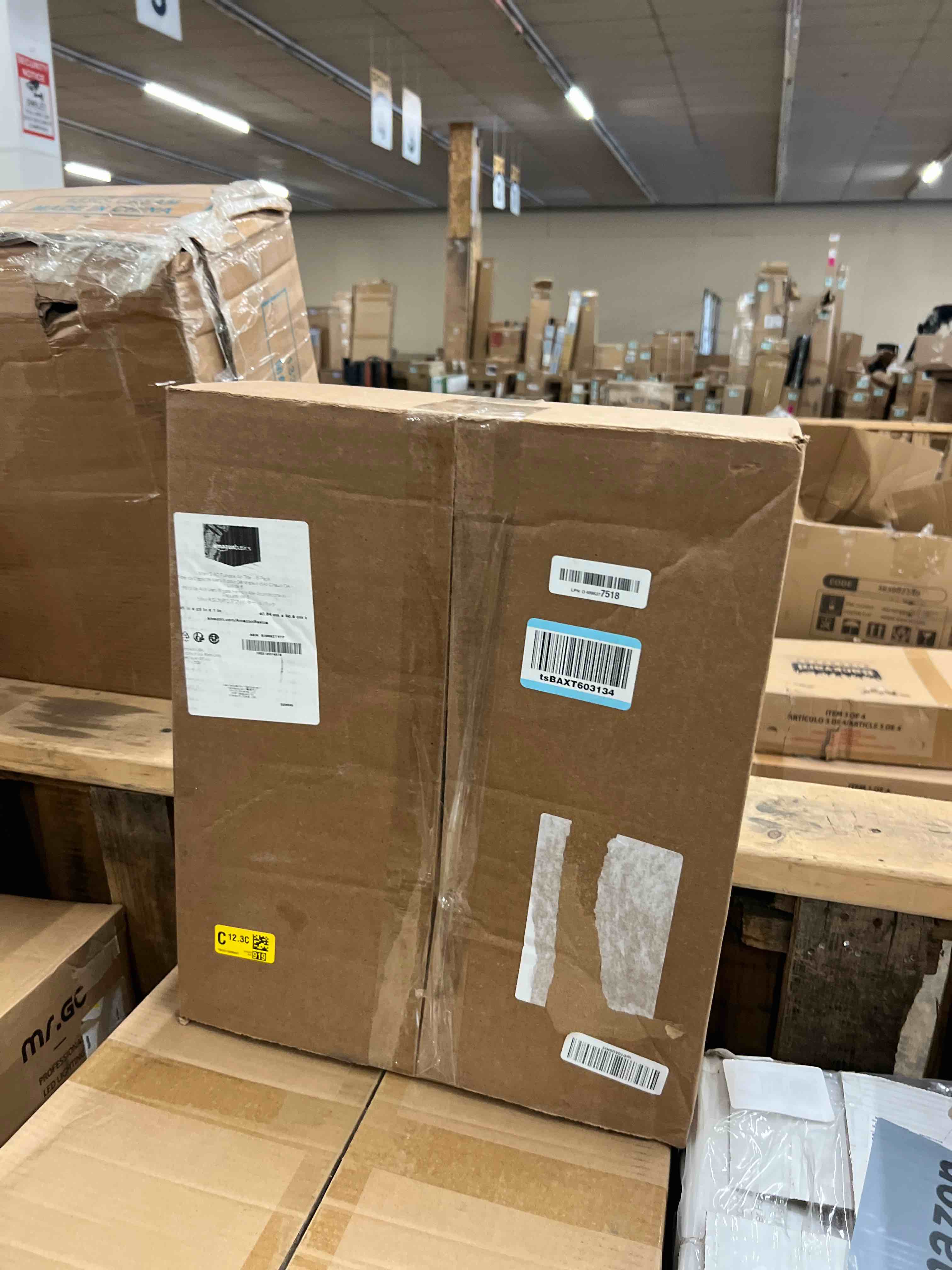 Condition photo showing New/Like New for amazon basics 16x20x1 air filter 6-pack, merv 8 ac furnace filters, allergy control, removes dust, lint and pollen, electrostatic (actual size: 15.75" x 19.75" x 0.75")