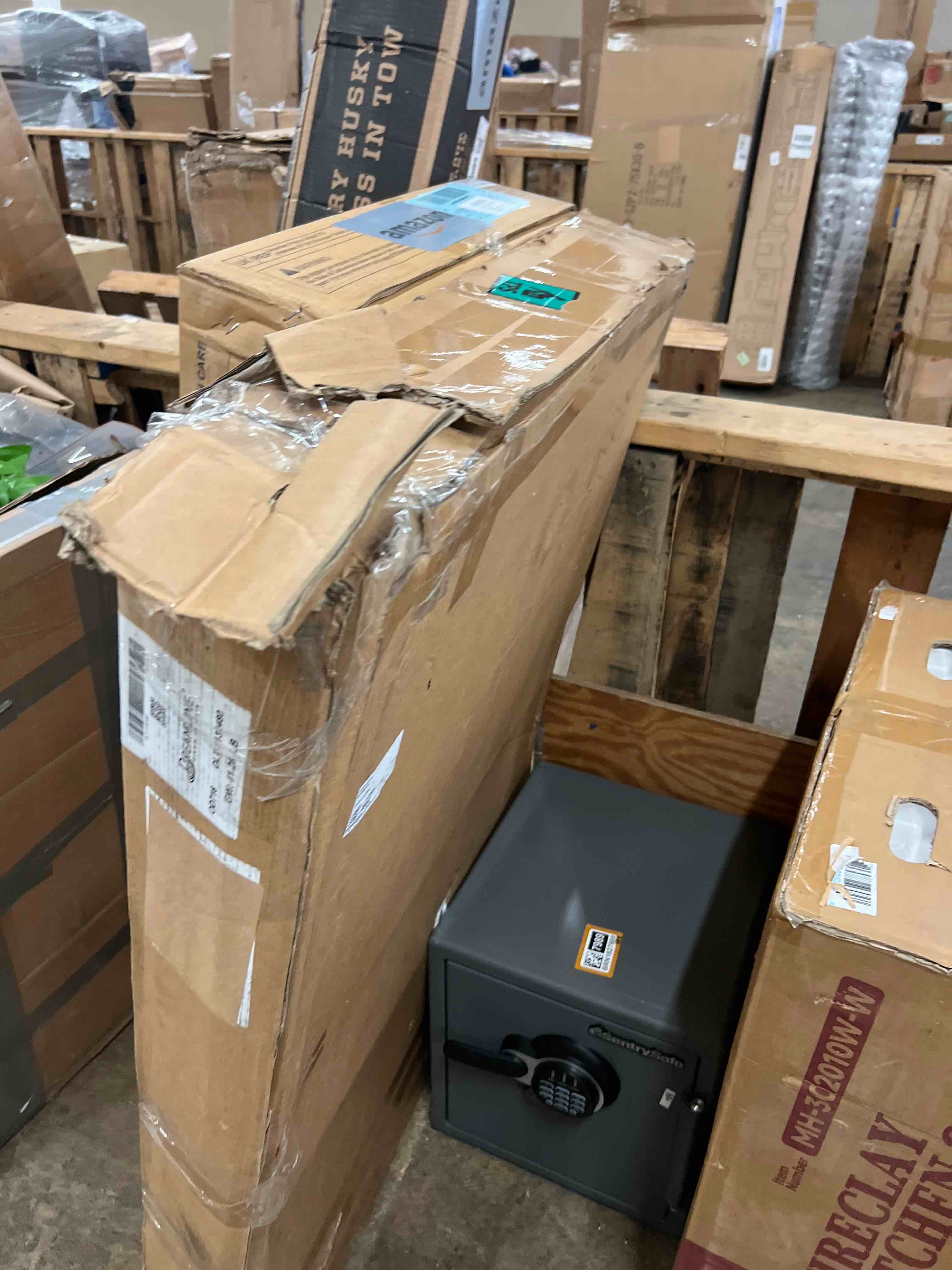 https://s3.amazonaws.com/lotting-images-prod/phillipi/BRN1827988_1780514010172.jpeg