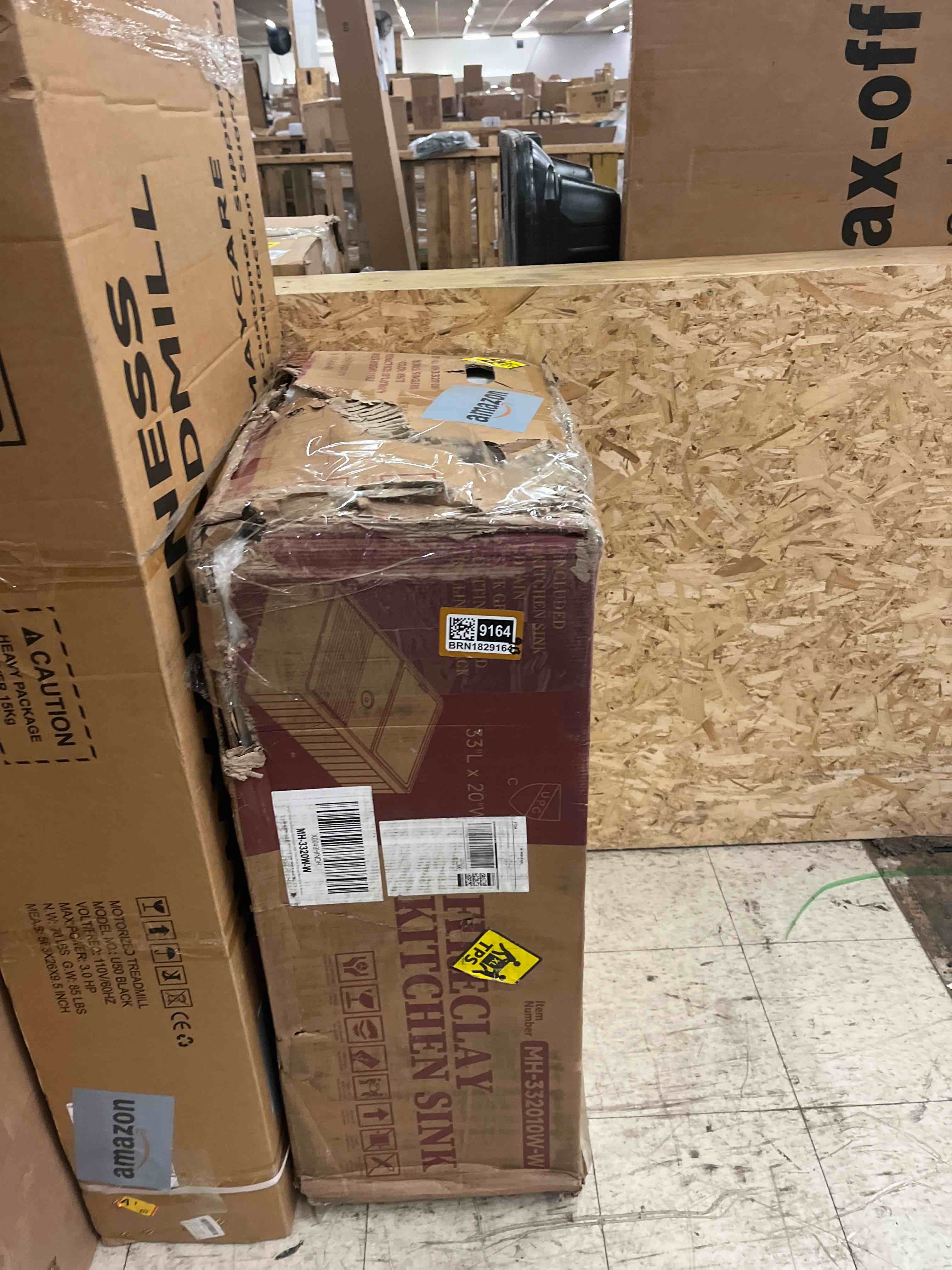 Condition photo showing New/Like New for White Farmhouse Workstation Sink 33 x 20 Inch, Firecaly Apron Front Undermount Farm Sink, Single Bowl, w Accessories 4 Types, Reversible (Sleek & Fluted Optional), Pure White, for Kitchen