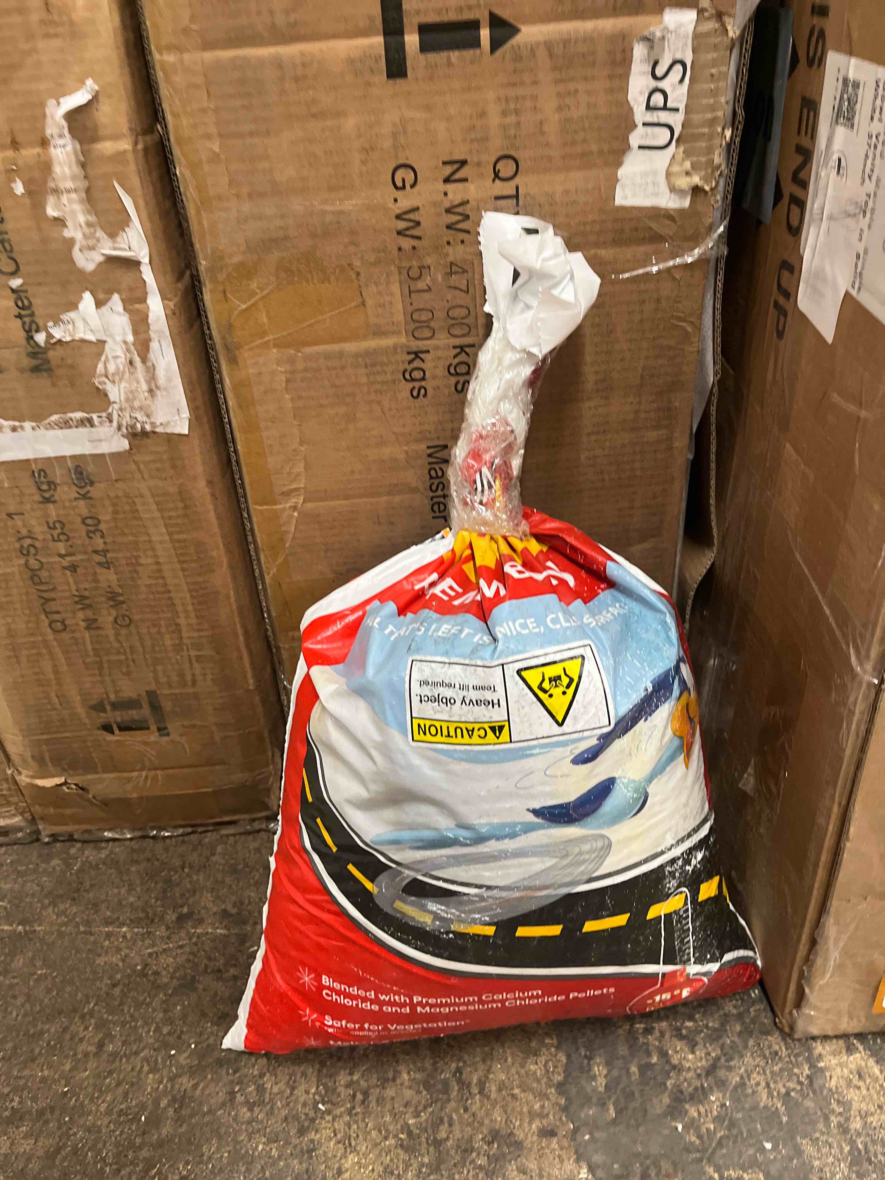 Condition photo showing New/Like New for Scotwood Industries 50B-RR Road Runner Premium Ice Melter, 50-Pound